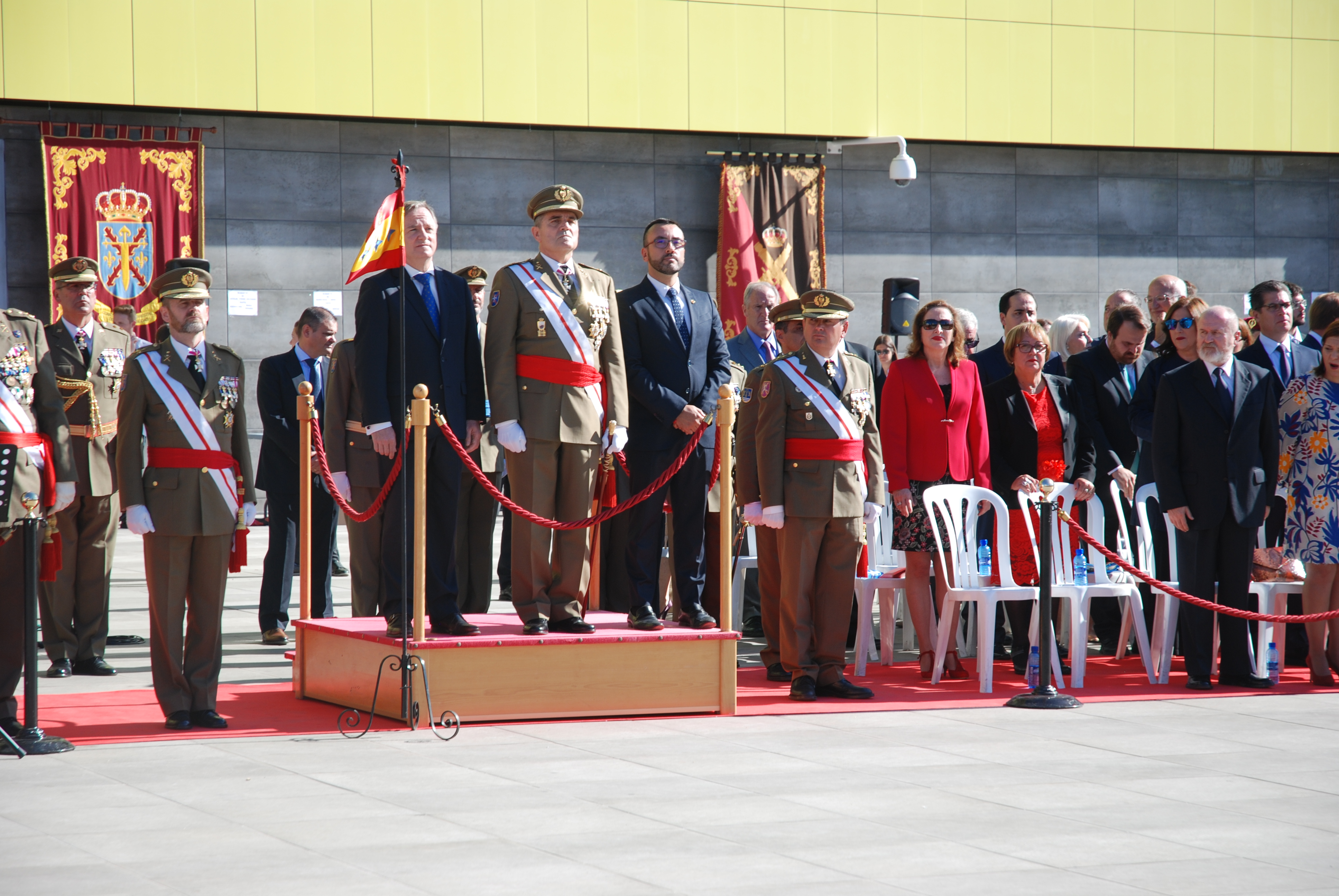 770 civiles juran bandera en Vila-real