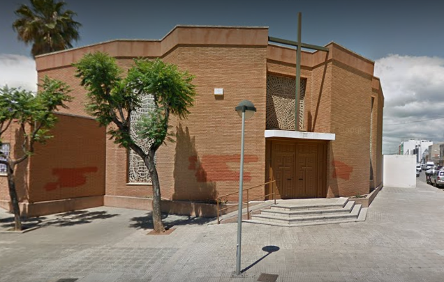 Vila-real colabora con una serenata solidaria para renovar la puerta de la iglesia de los Santos Evangelistas