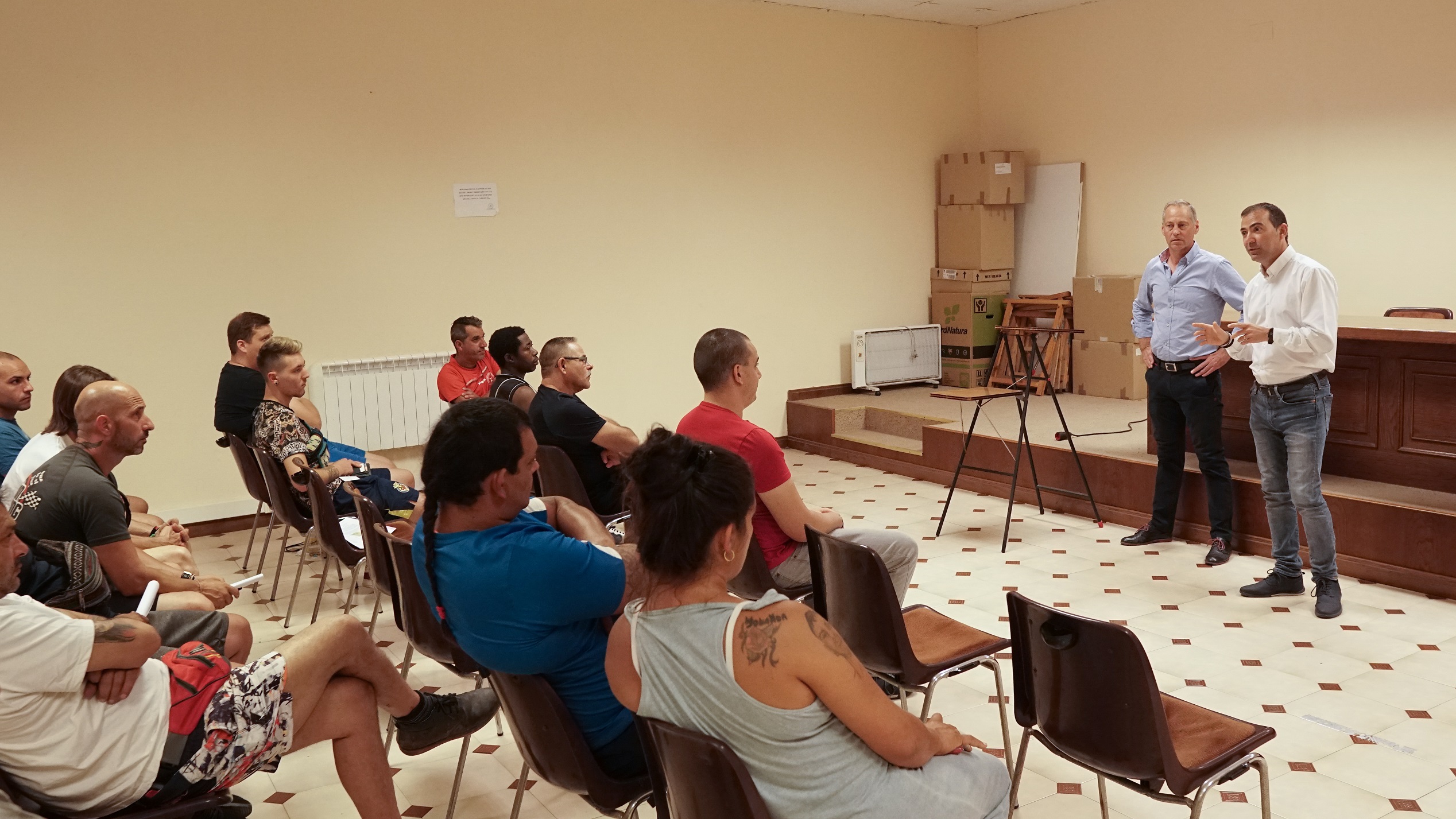 Vila-real suma la ayuda de la Cooperativa Católico-Agraria en el Inem Agrario que emplea este verano a 70 personas.