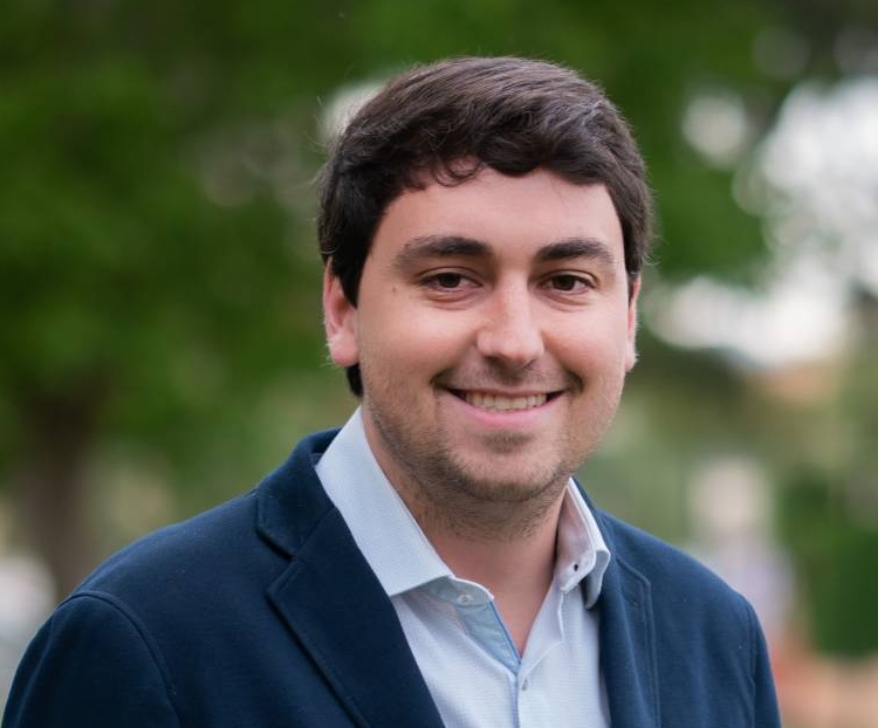 Entrevista al portavoz adjunto del Partido Popular en Almazora, Vicente Casinos