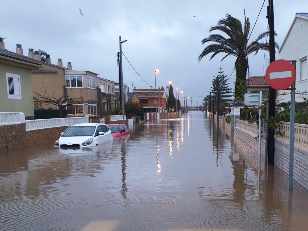 Almassora contrata a un catedrático de la UPV para evaluar las vías de protección de la playa