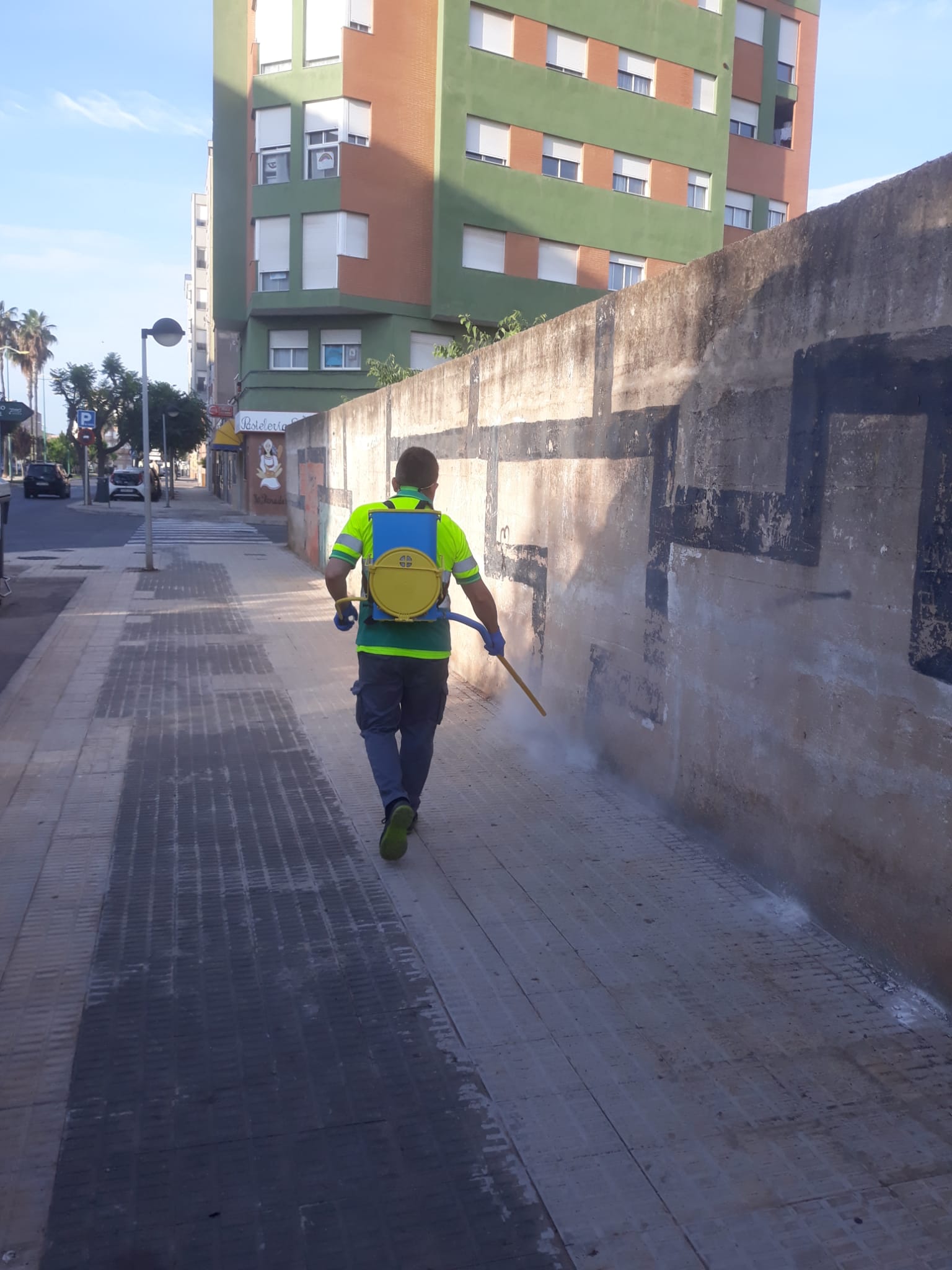 Vila-real acomete un tratamiento especial para atajar la proliferación de milpiés