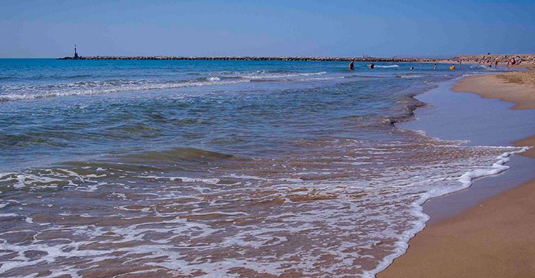 Un hombre resulta fallecido al ahogarse en la playa del Serradal de Castelló