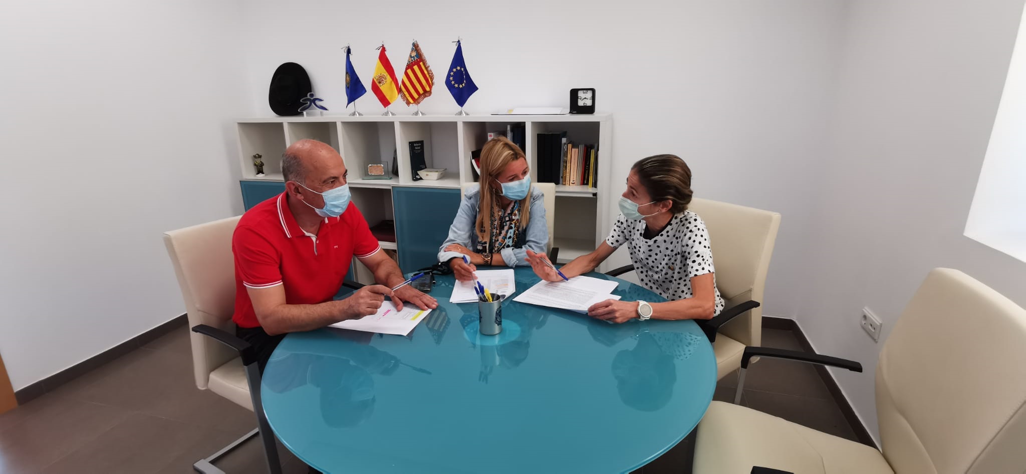 El Ayuntamiento de Vila-real coordina las medidas para garantizar la seguridad en los accesos a los centros escolares