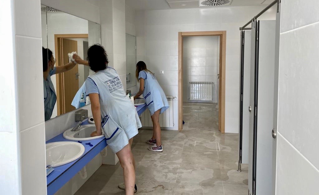 Todos los colegios de Almassora tendrán limpieza en horario escolar para prevenir la COVID-19