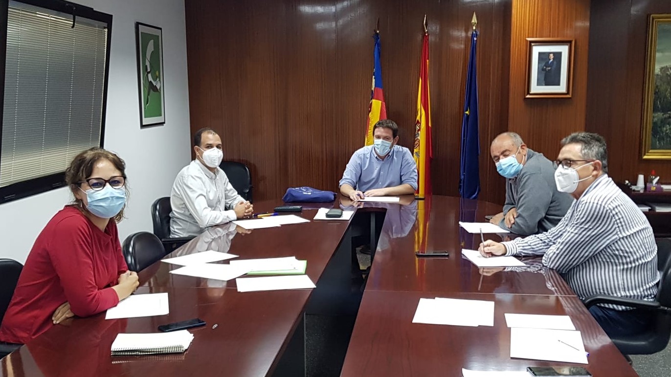 La Diputación de Castellón colabora en la implantación de la recogida selectiva puerta a puerta en Benlloc