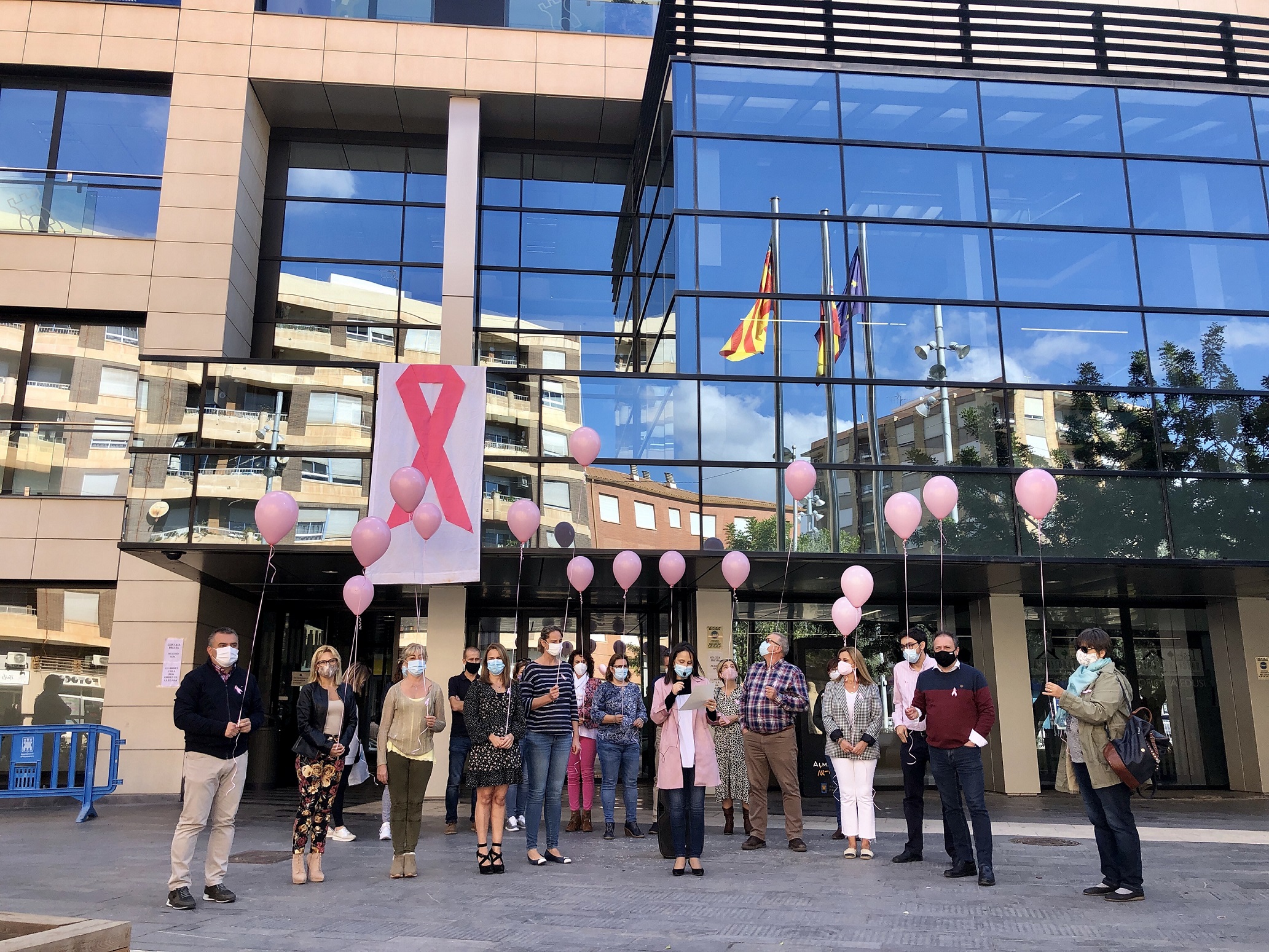 Almassora se suma a la lucha contra el cáncer de mama