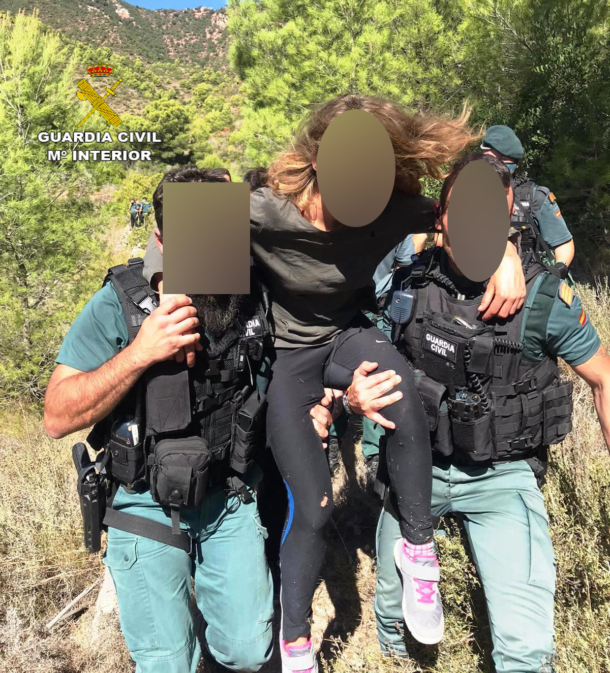 La Guardia Civil ha rescatado a una pareja que realizaba senderismo en la Agujas de Santa Agueda de Benicàssim