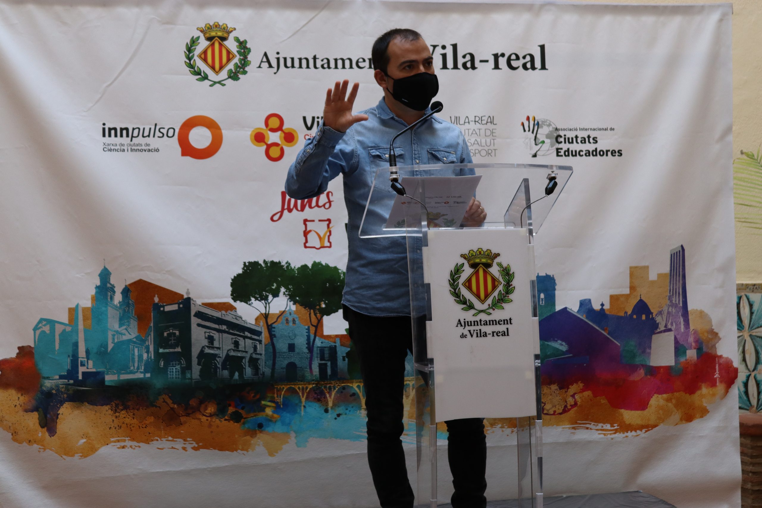 Vila-real lanza el tercer Plan Resistir tras repartir un millón de euros entre más de 450 negocios de comercio, hostelería y servicios
