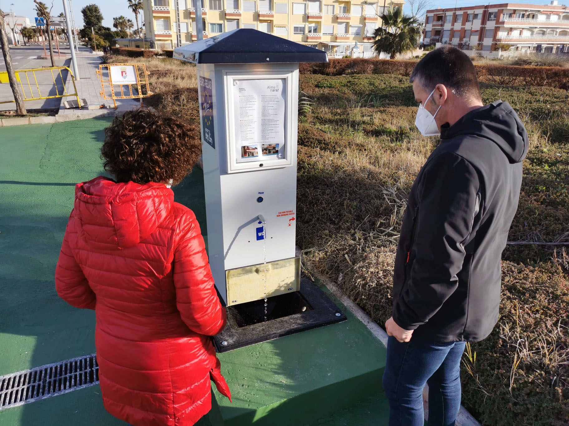 Almenara abre la nueva área de autocaravanas en la Playa Casablanca