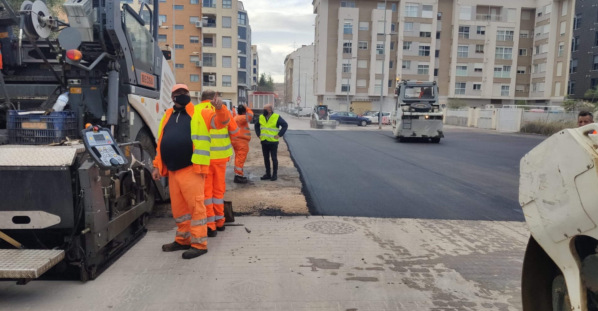 Servicios Públicos de Vila-real despliega un plan especial de asfaltado en vías urbanas a través del nuevo contrato de mantenimiento