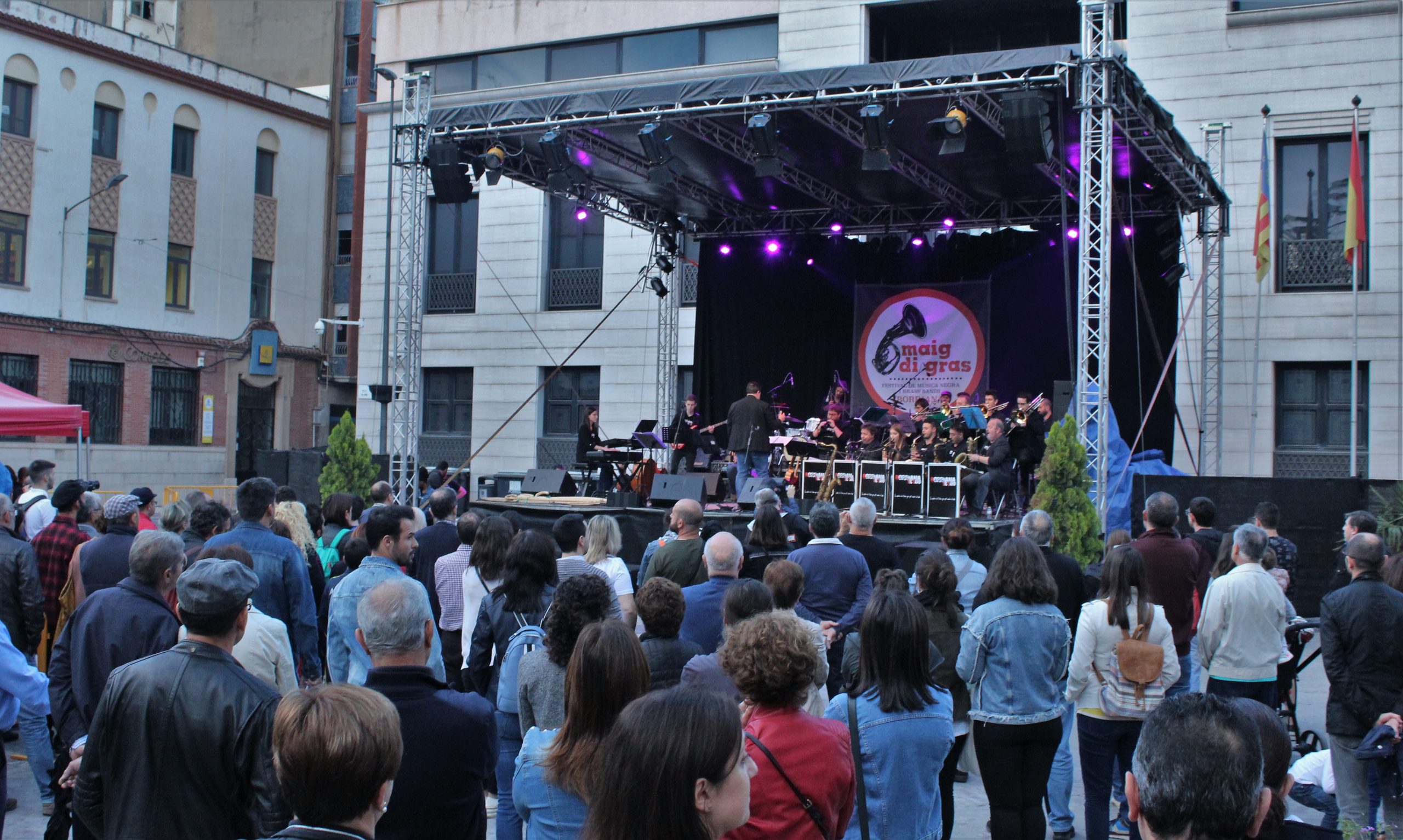 El festival Maig di Gras de Burriana se celebrará el 14 y 15 de mayo en el Teatro Payà para “reecontrarse”