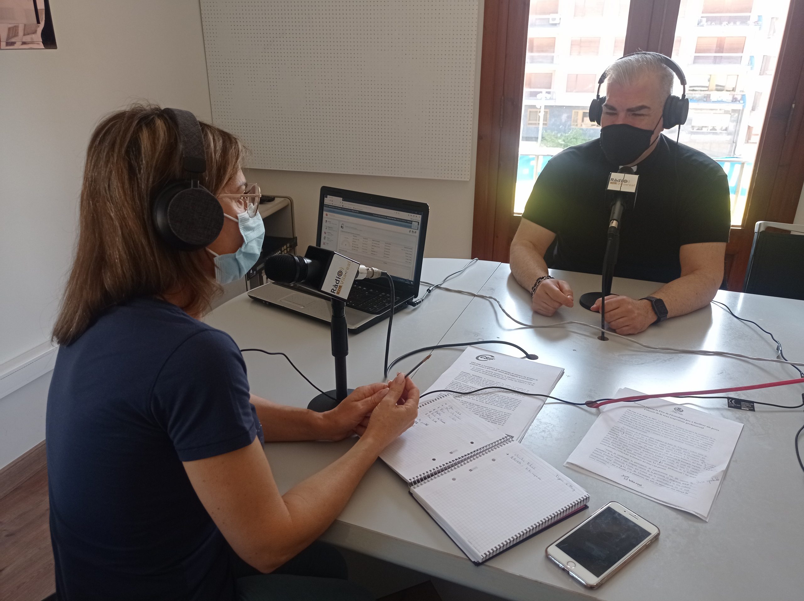 Entrevista al capella del Hospital La Plana y el párroco de la parroquia Jesús Obrero, Cento Esteller