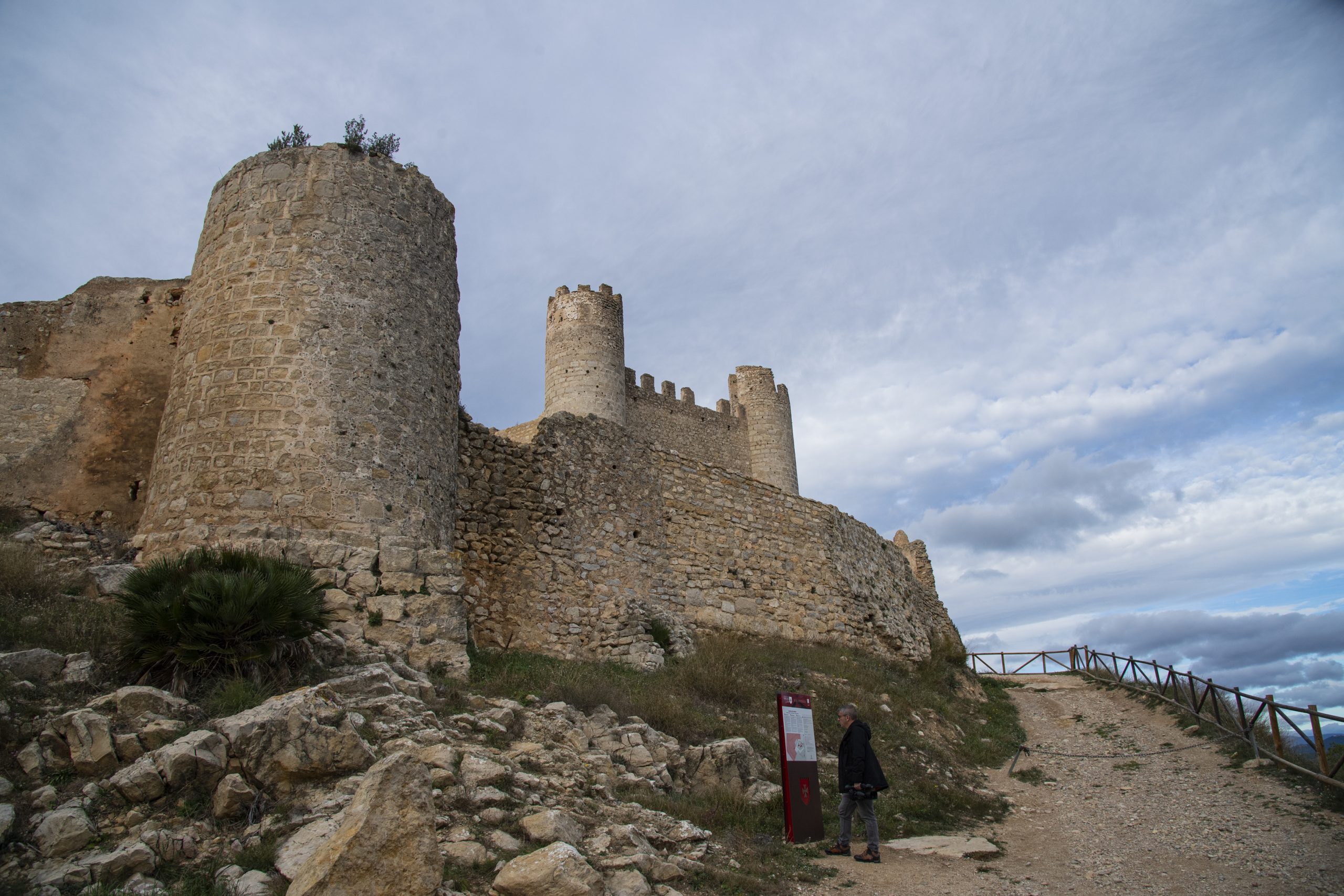 La Diputación de Castellón impulsa el proyecto cultural ‘Els teus castells’ para dar a conocer los castillos de Xivert y Polpís