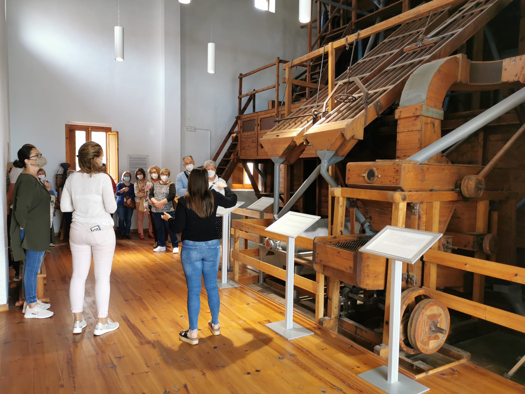 Almenara celebra el Día Internacional de los Museos con una visita guiada al Museu del Molí d’Arròs