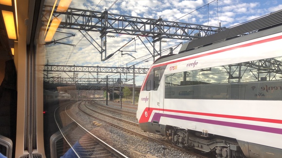Compromís urge al Gobierno a atender las reivindicaciones de mejoras en los trenes y horarios desde el Maestrat a Castelló-València