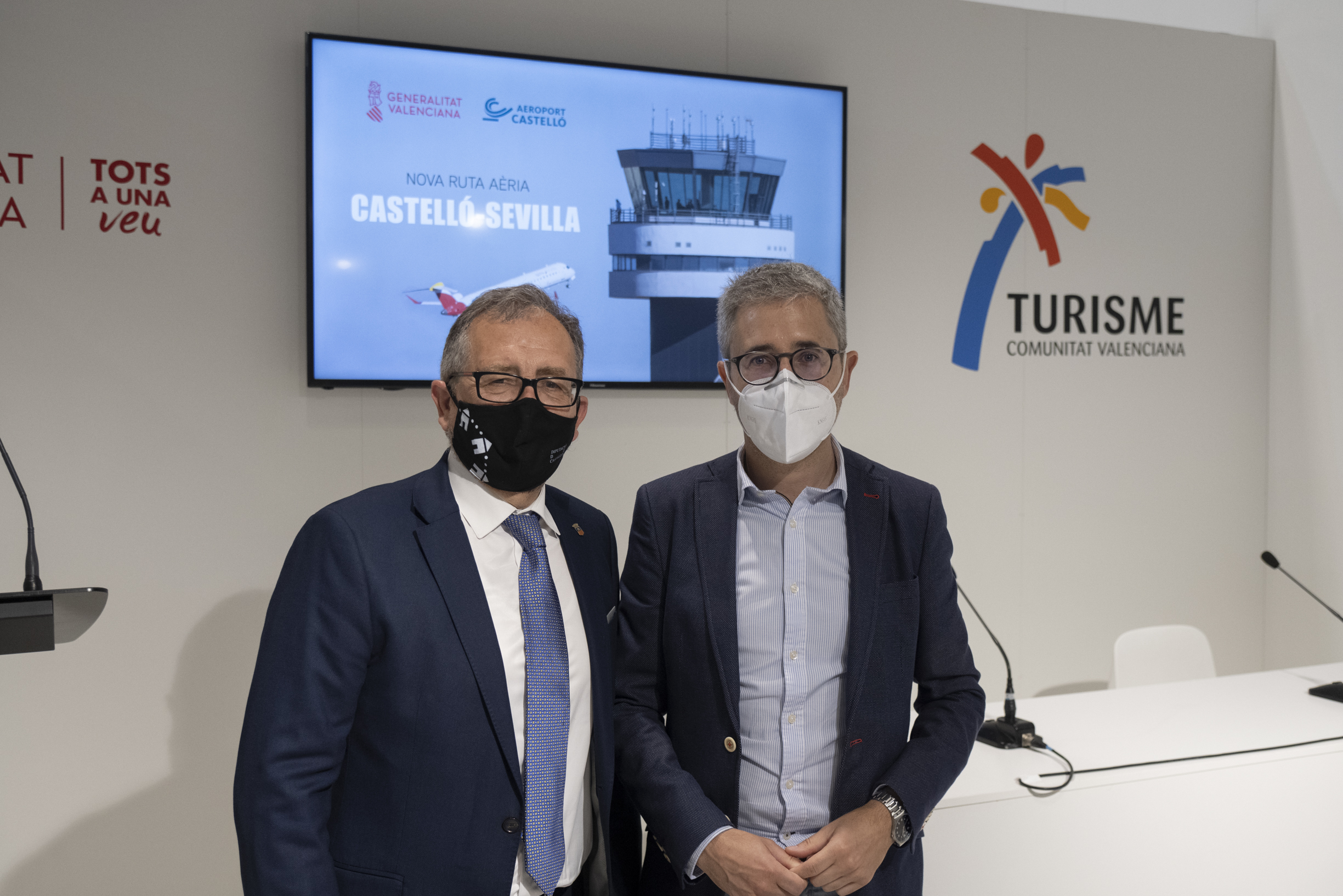 La Diputación promocionará el producto turístico de la provincia en Sevilla y Bilbao de la mano de Aerocas gracias a las dos líneas aéreas desde Castellón