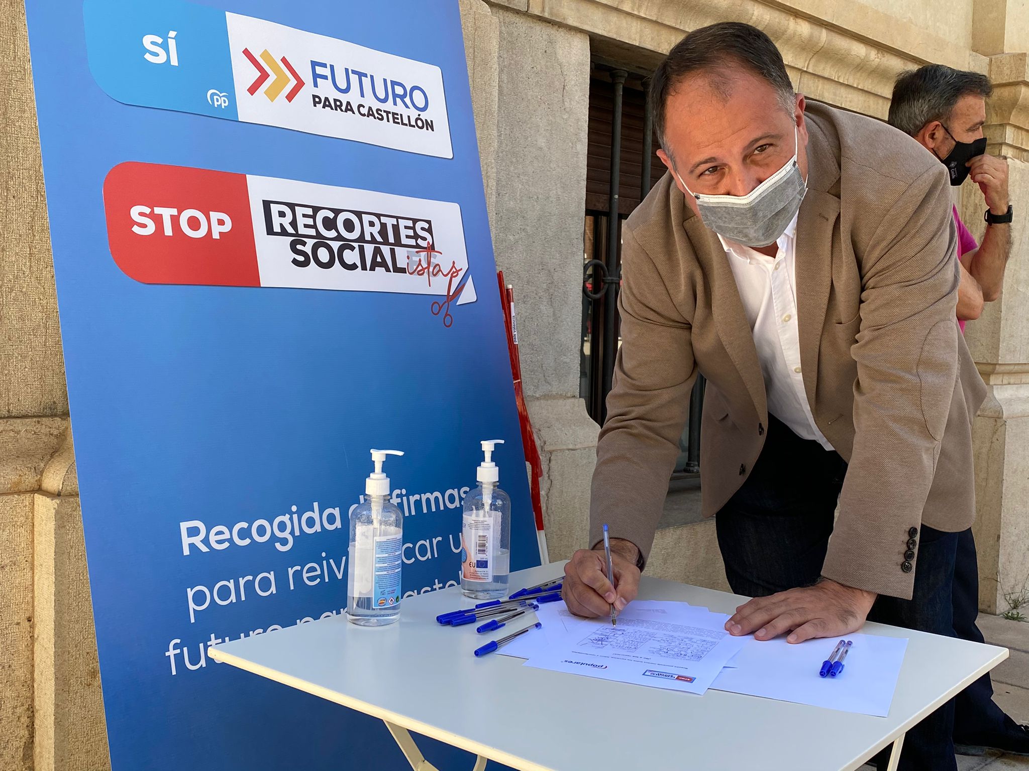 El PPCS pide alternativas sostenibles para asegurar el empleo a las 25.000 familias de Castellón que viven de la cerámica