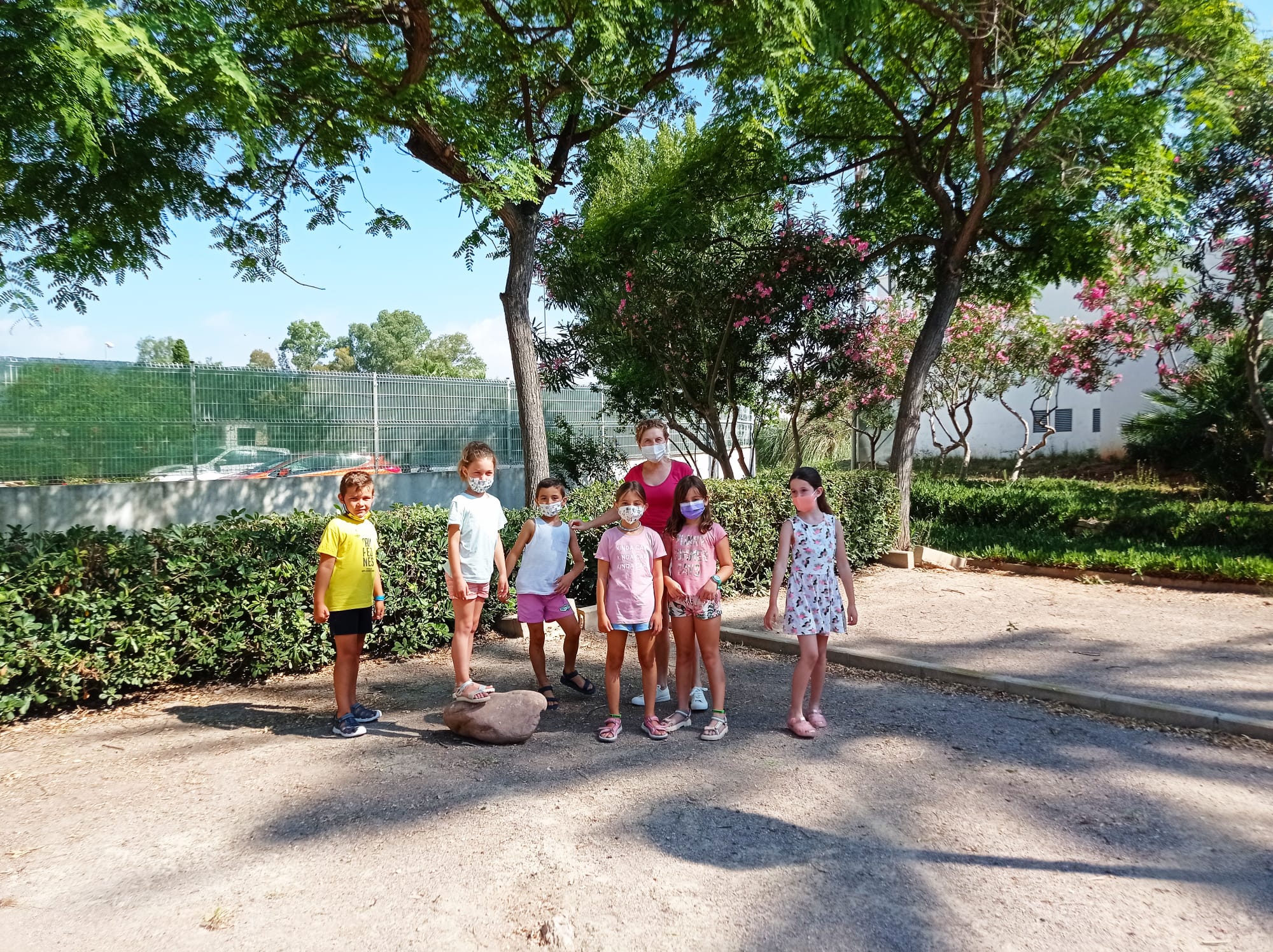 Comienzan los talleres marineros en el centre social Miguel Hernández de la playa Casablanca