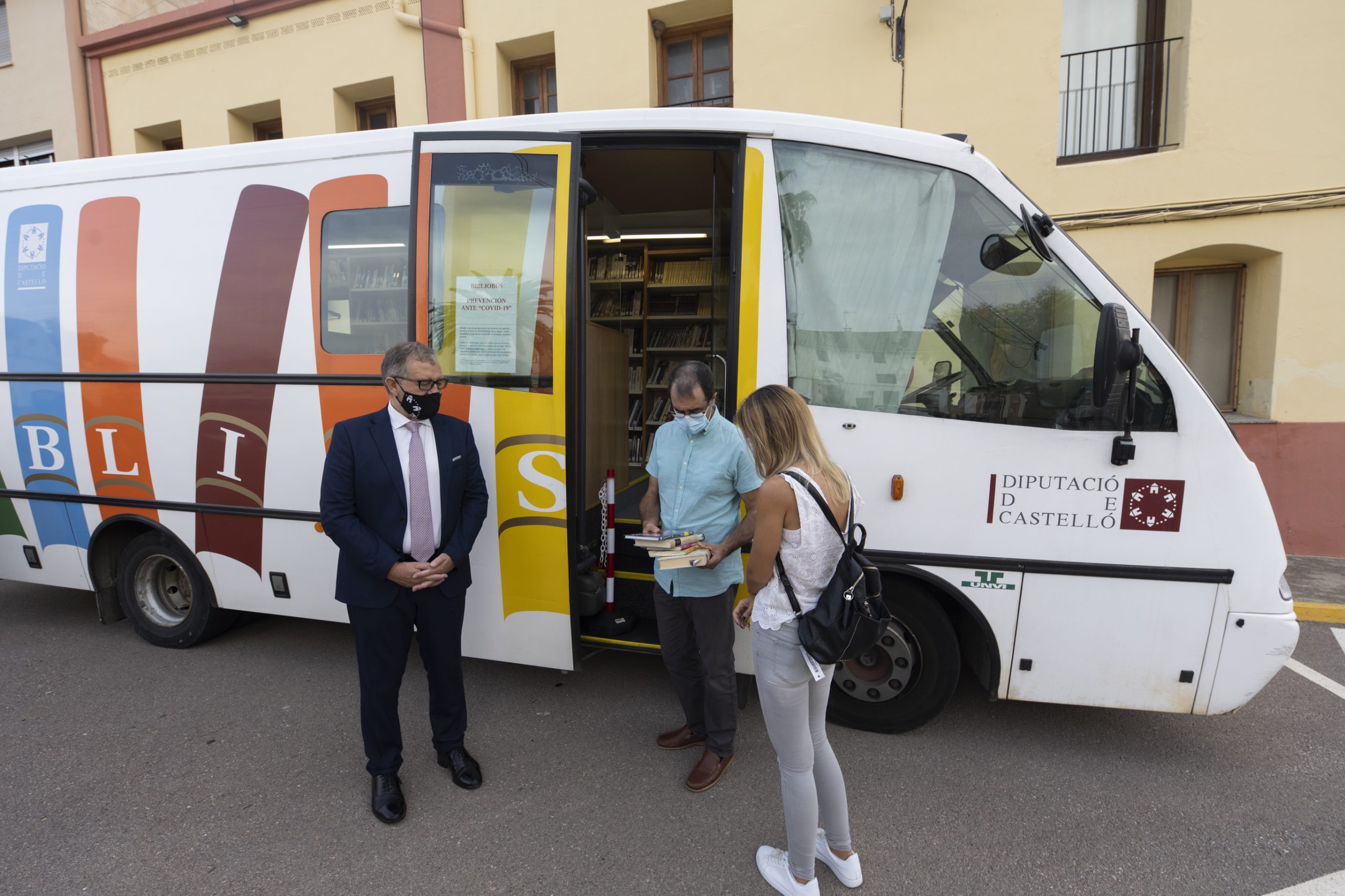 La Diputación invierte 85.000 euros en la compra de un microbús que permitirá duplicar el servicio de Bibliobús en la provincia de Castellón
