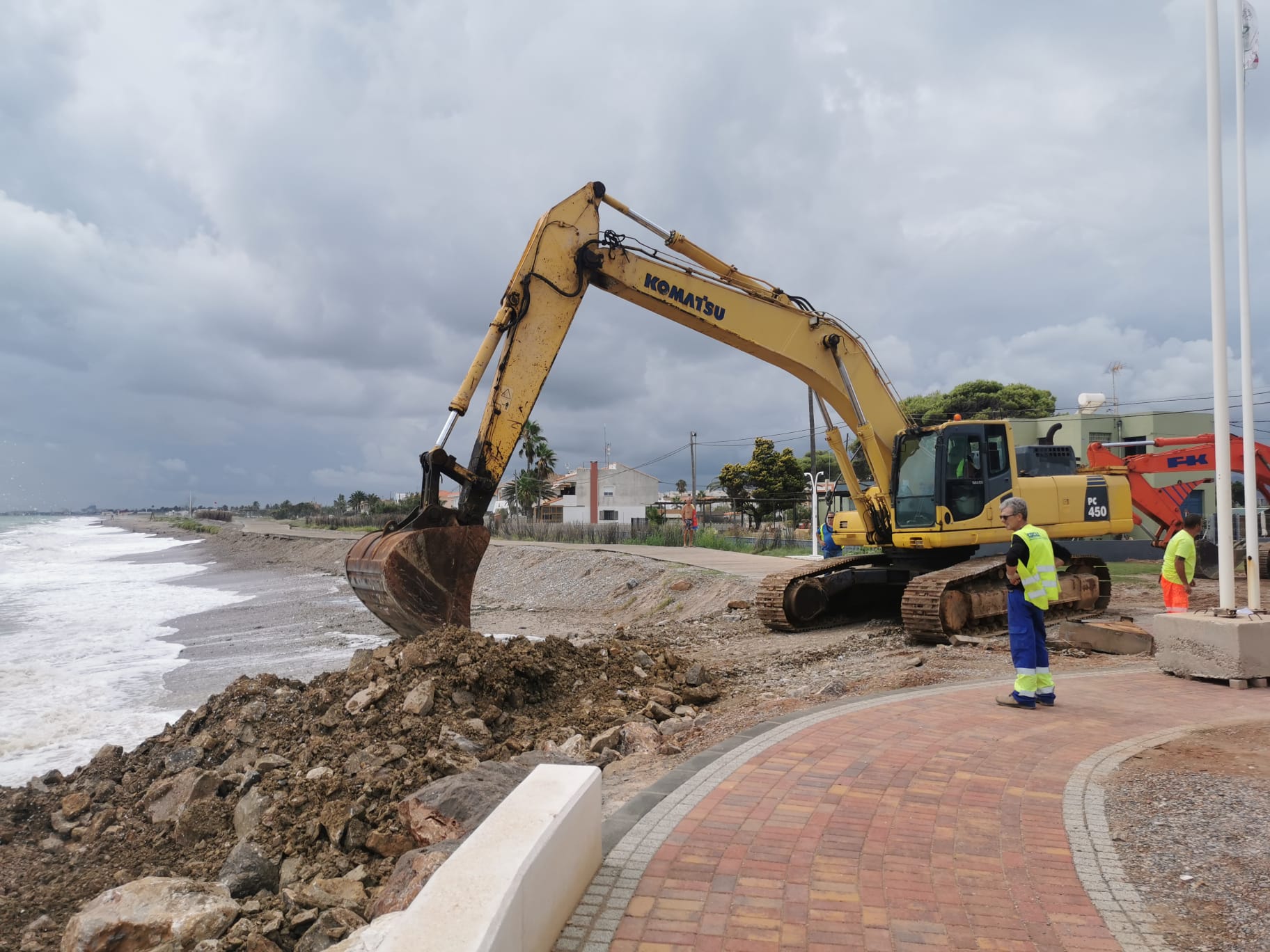 Comienza las obras para la construcción de los espigones en Almenara