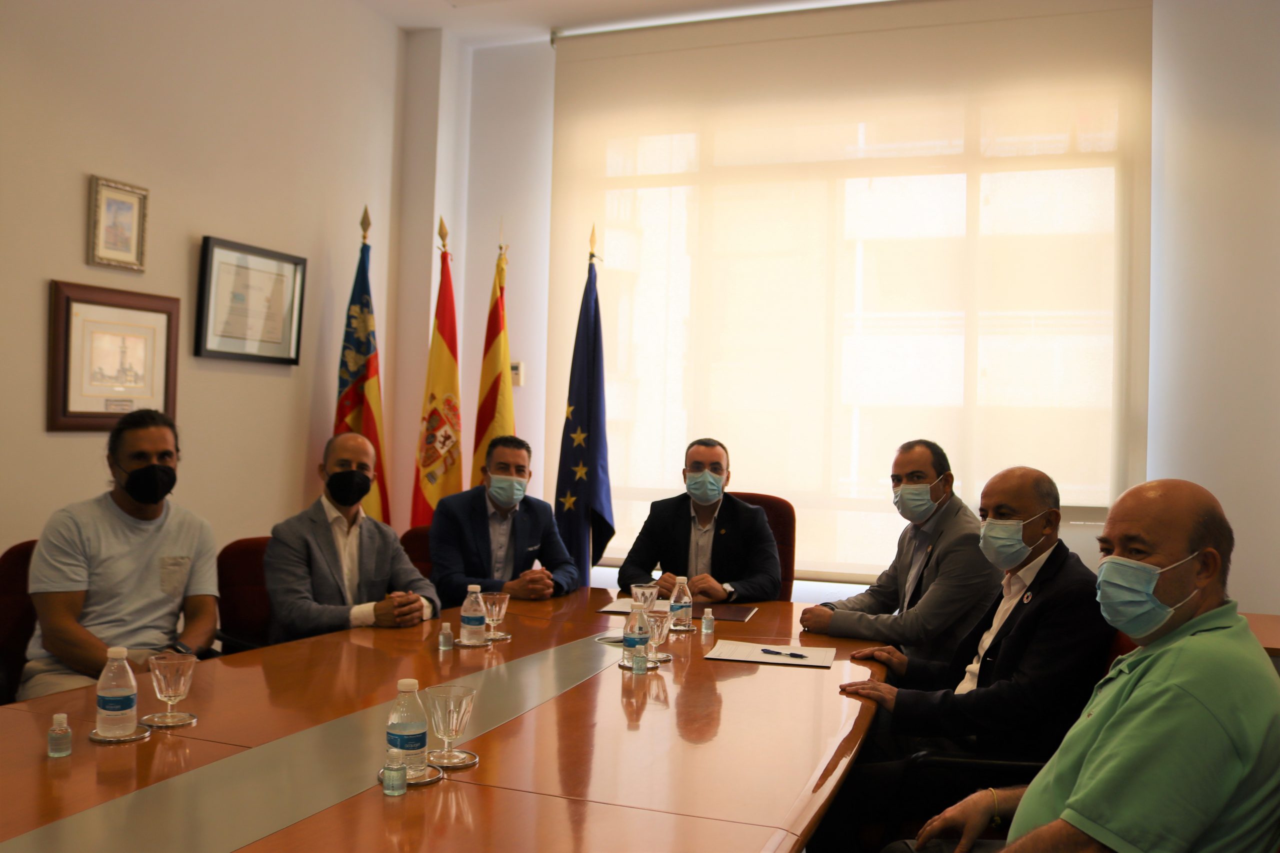 Vila-real profundiza en la implantación del modelo de ciudad inteligente con un nuevo contrato de telecomunicaciones