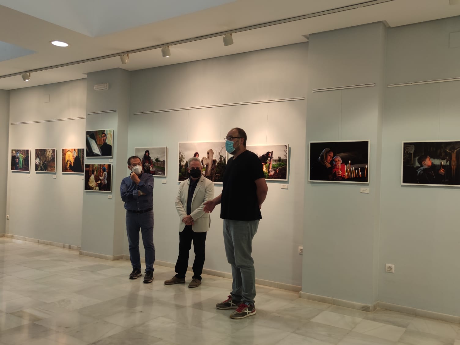 El Centre Municipal de Cultura Paulo Freire de Almenara acoge la exposición “Orthodox Easter” de Santos Moreno