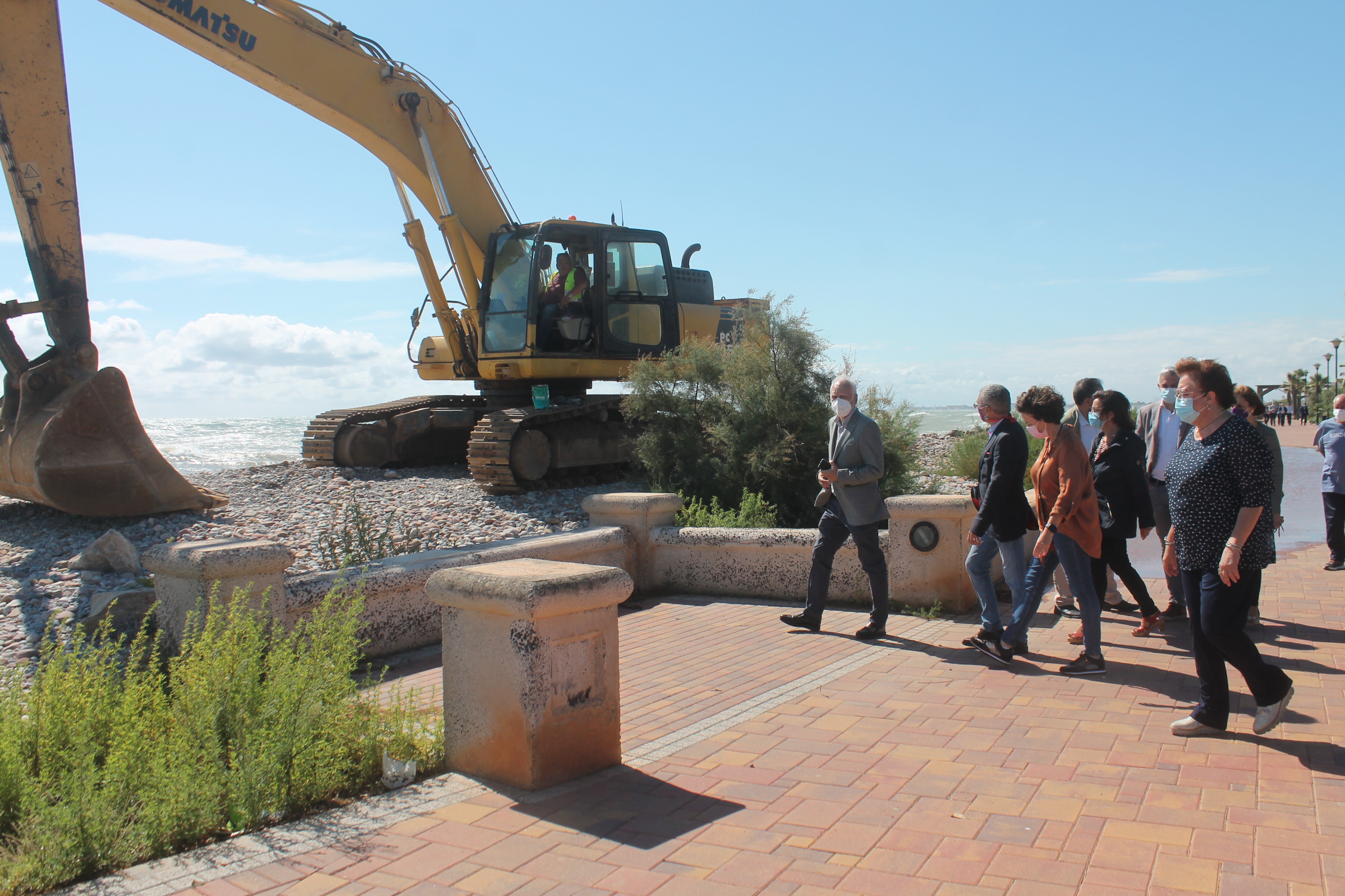 La construcción de las escolleras de Almenara avanza a buen ritmo