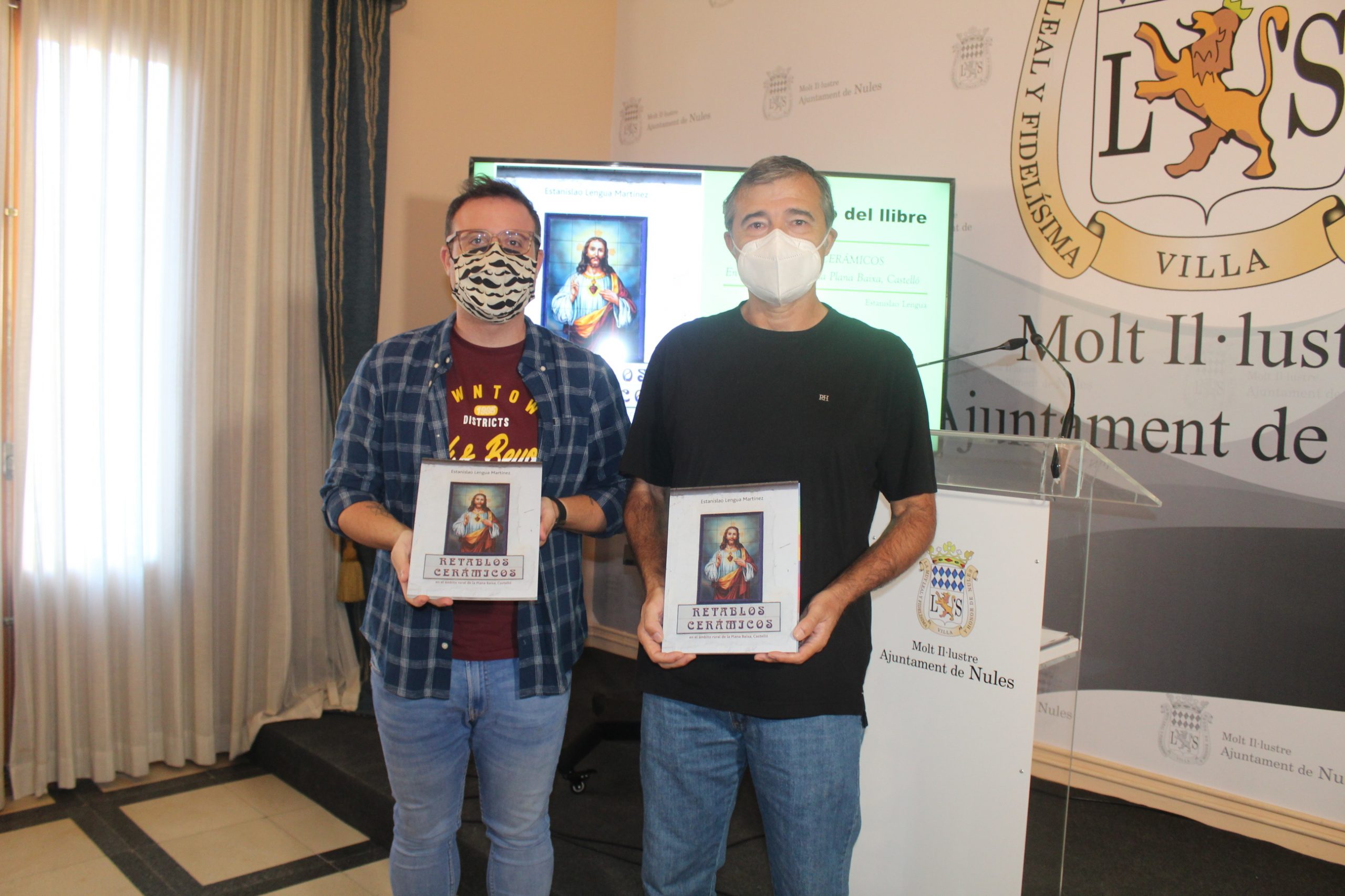 Nules colabora en la publicación del libro «Retablos cerámicos en el ámbito rural de la Plana Baixa»