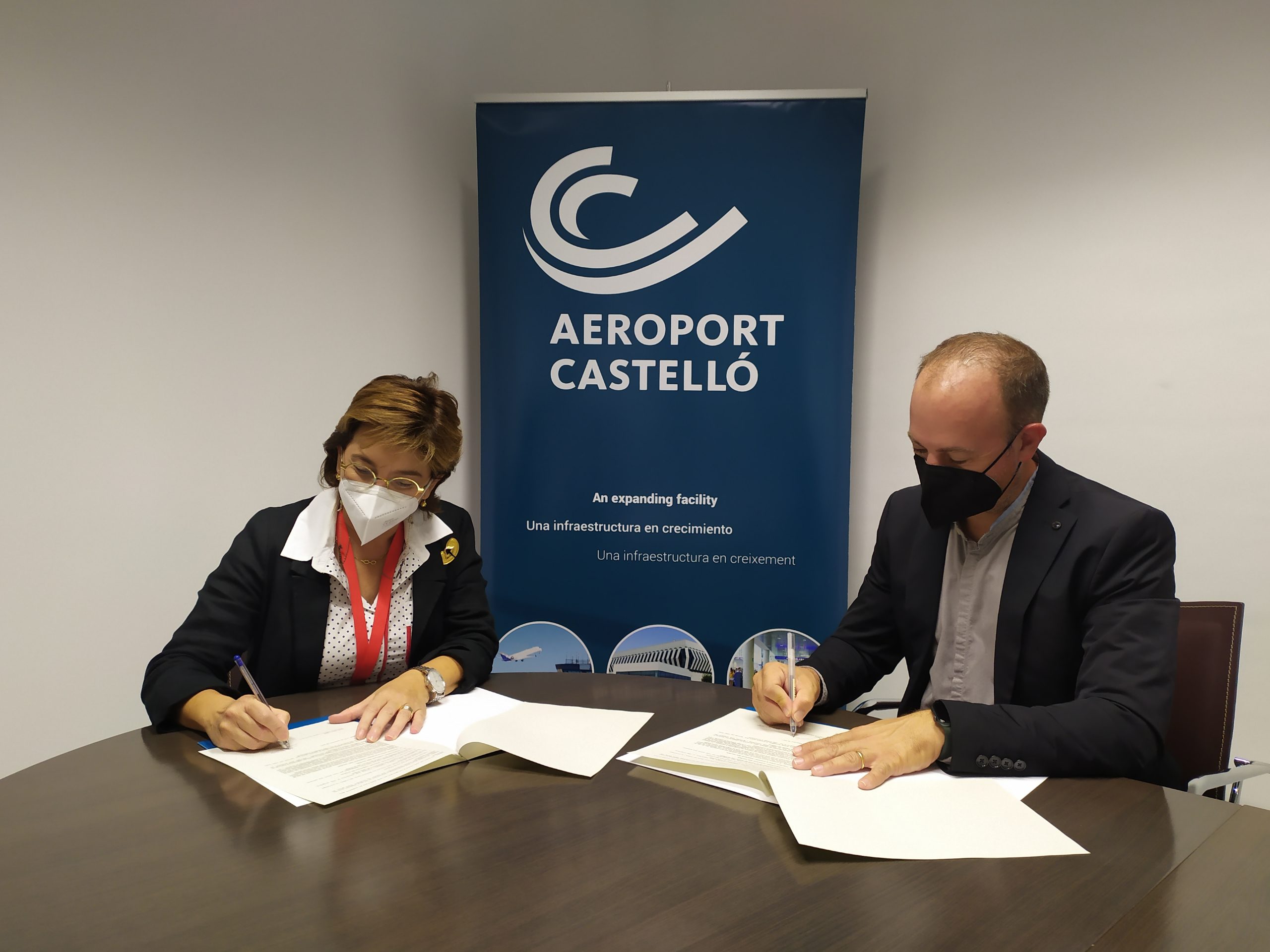 Aerocas y València Capital Mundial del Diseño 2022 acuerdan la realización de acciones conjuntas de promoción