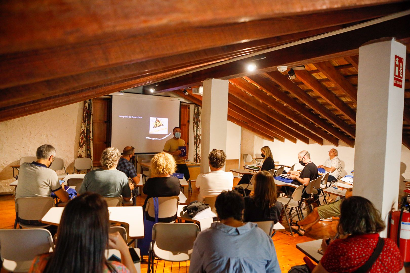 Jornades PROFIT del Festival Internacional de Teatre de Carrer