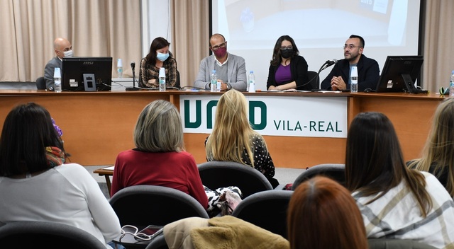 Vila-real analiza la nueva ley de Servicios Sociales Inclusivos de la Comunitat Valenciana en un curso dirigido a profesionales
