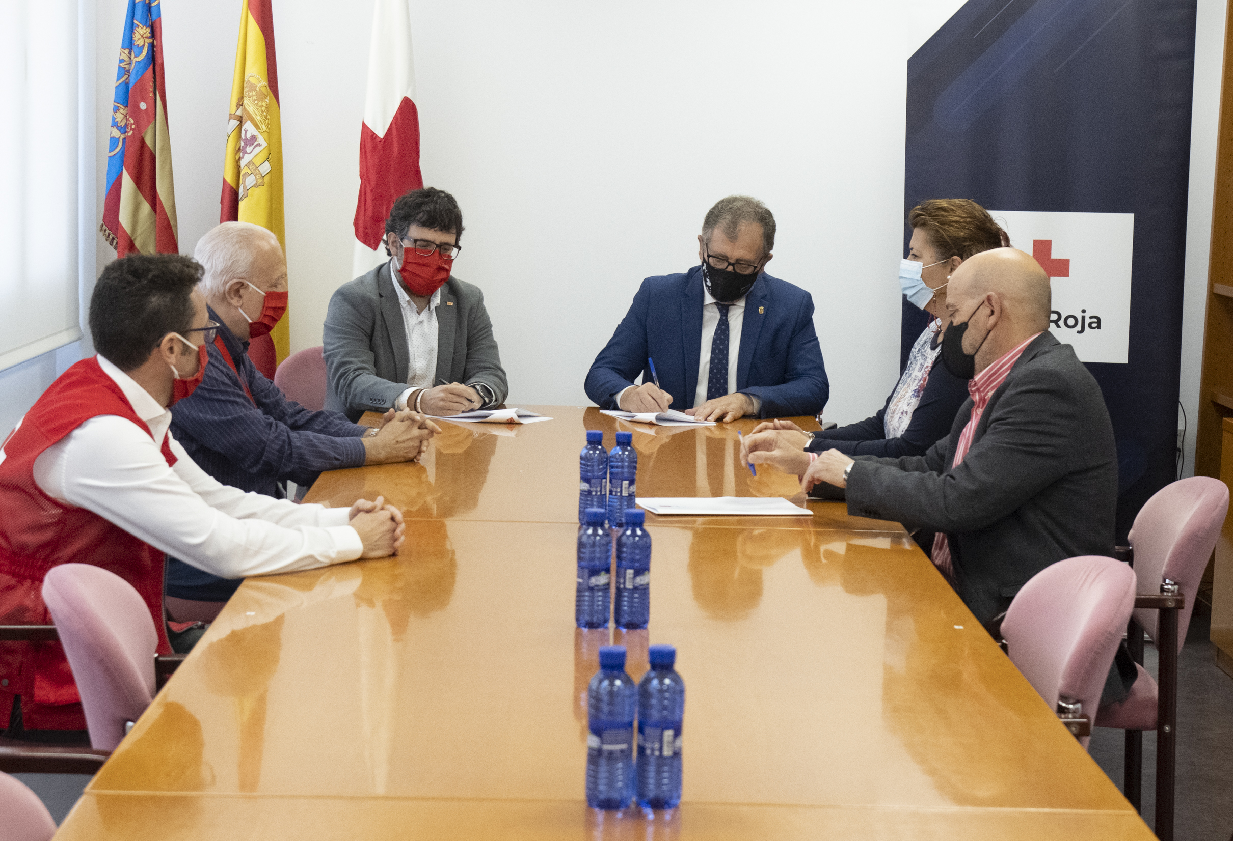 Diputación firma con Cruz Roja el convenio que financia los talleres sobre violencia de género en el Centro Penitenciario Castellón II