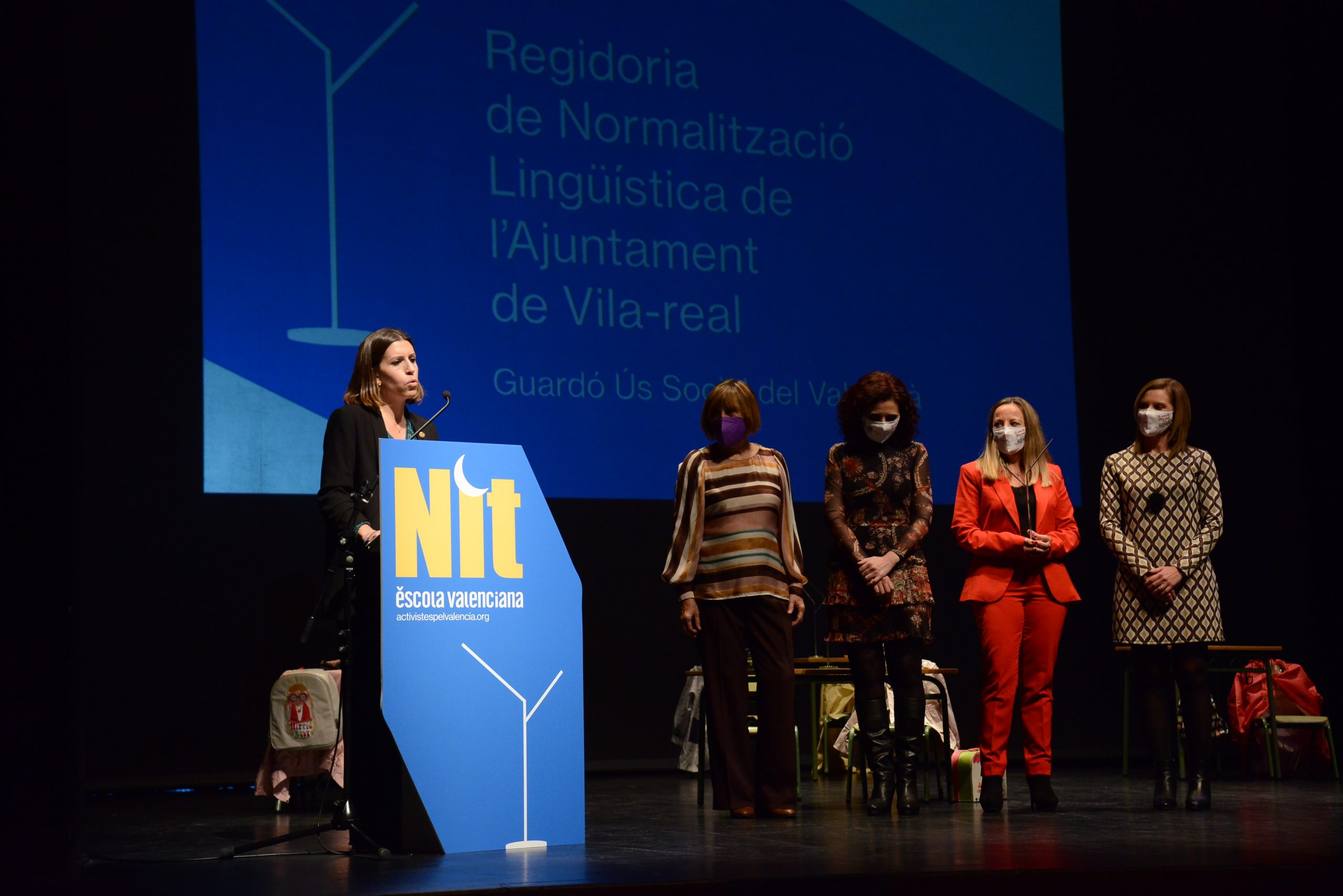 La 18ª Nit d’Escola Valenciana premia a la Concejalía de Normalización Lingüística por la promoción del uso social del valenciano