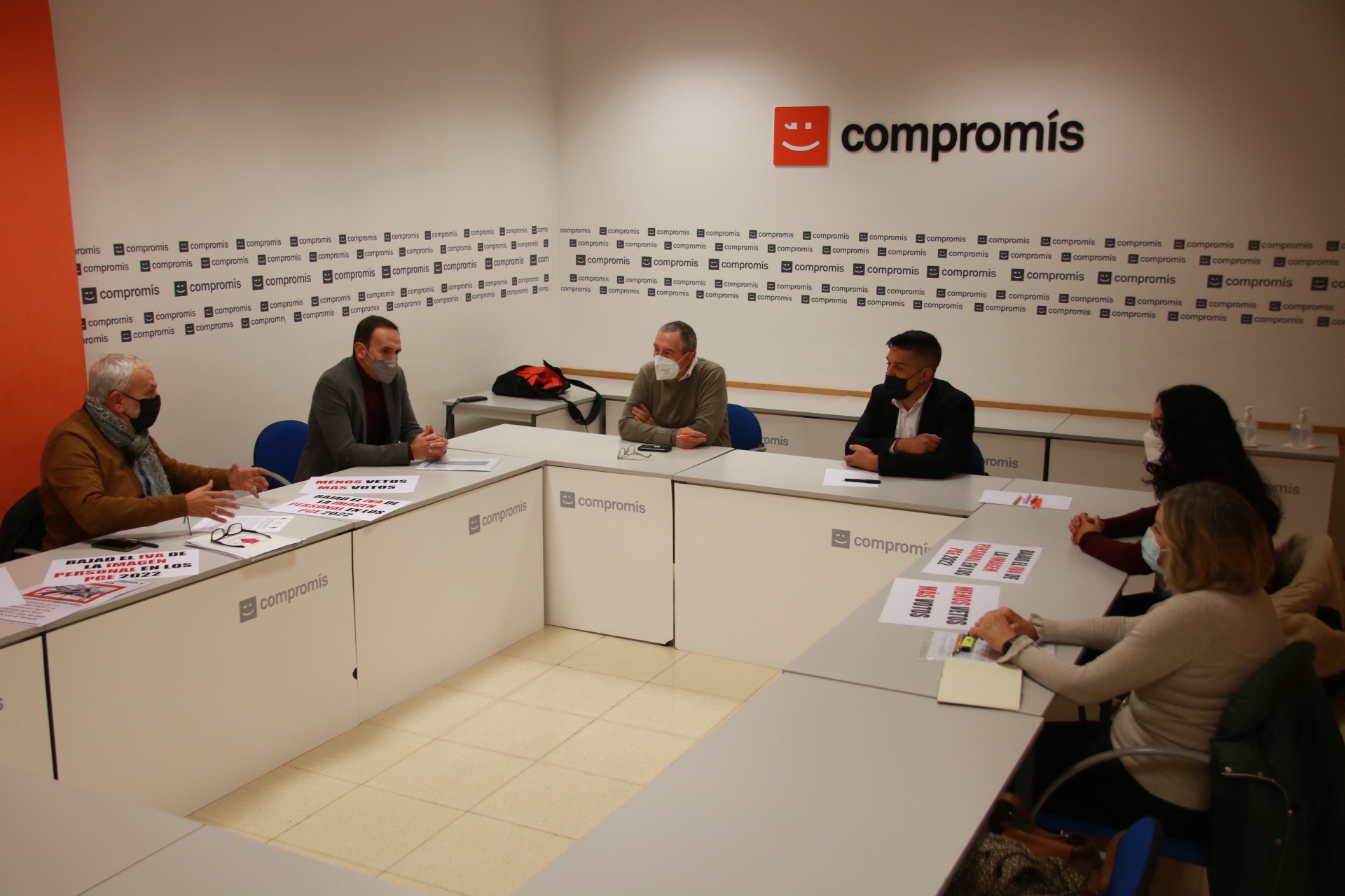 Compromís y sector de la estética urgen al Gobierno a viabilizar la enmienda de la coalición a los PGE para rebajar el IVA