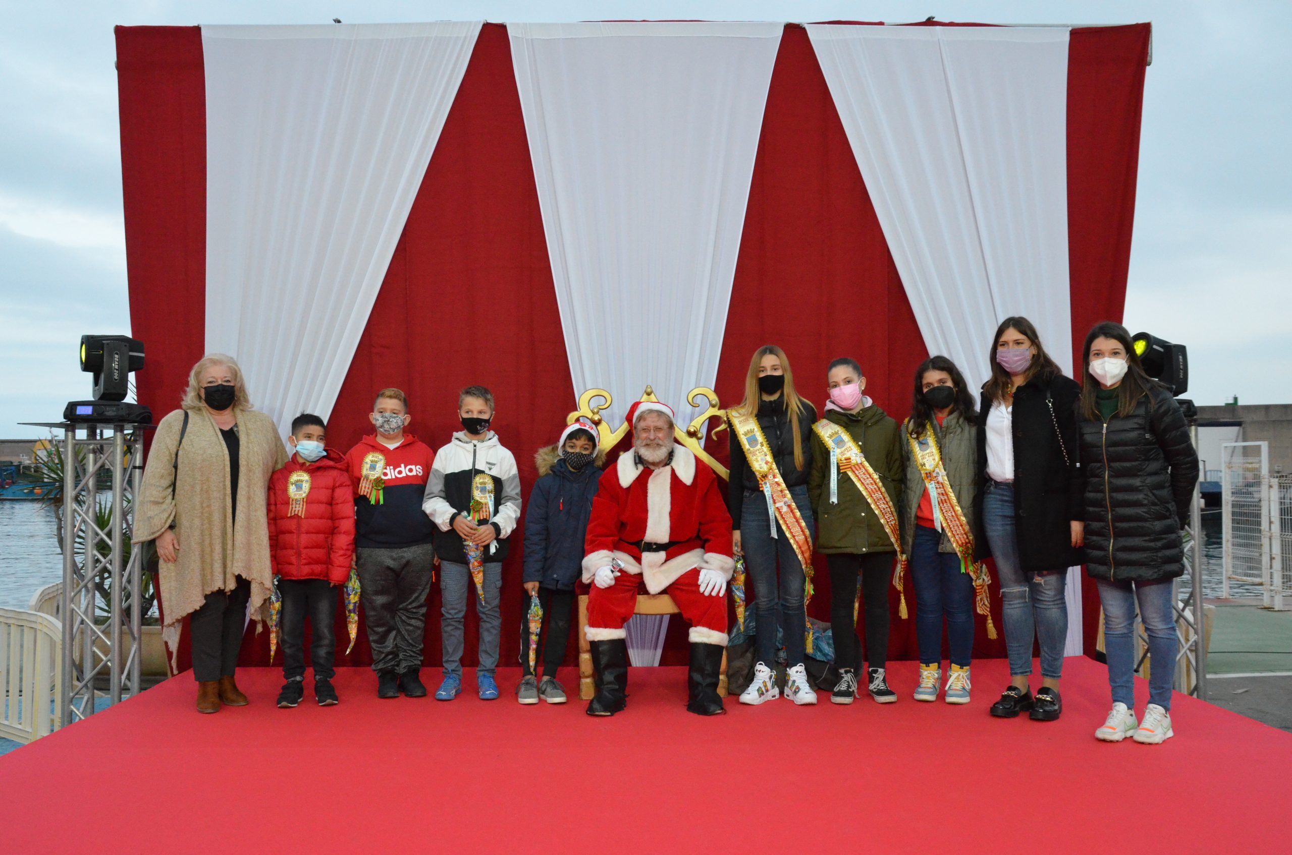 Los más pequeños de Oropesa del Mar viven una jornada de lo más especial con la llegada de Papá Noel