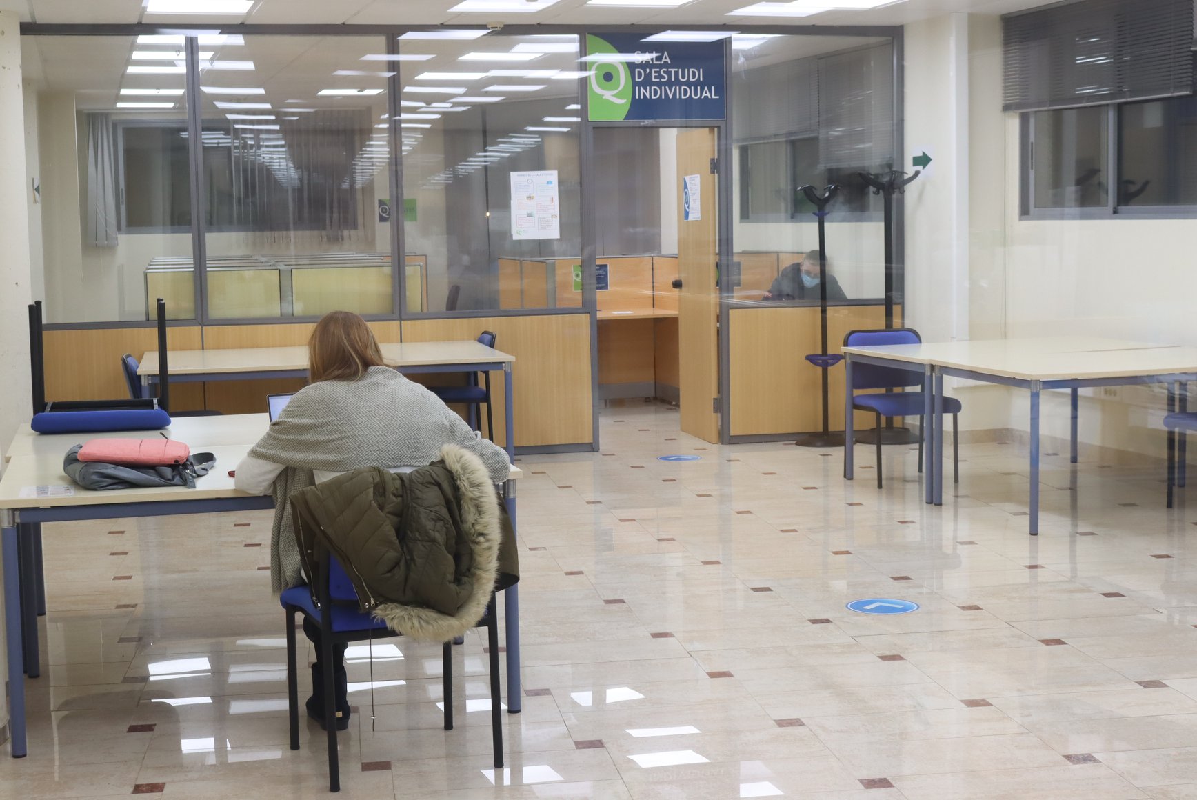 La Biblioteca de Onda amplía el horario de estudio durante la época de exámenes