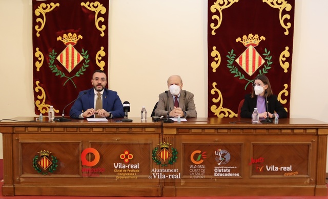 Vila-real consolida y amplía su alianza con la Acadèmia Valenciana de la Llengua para la promoción del valenciano