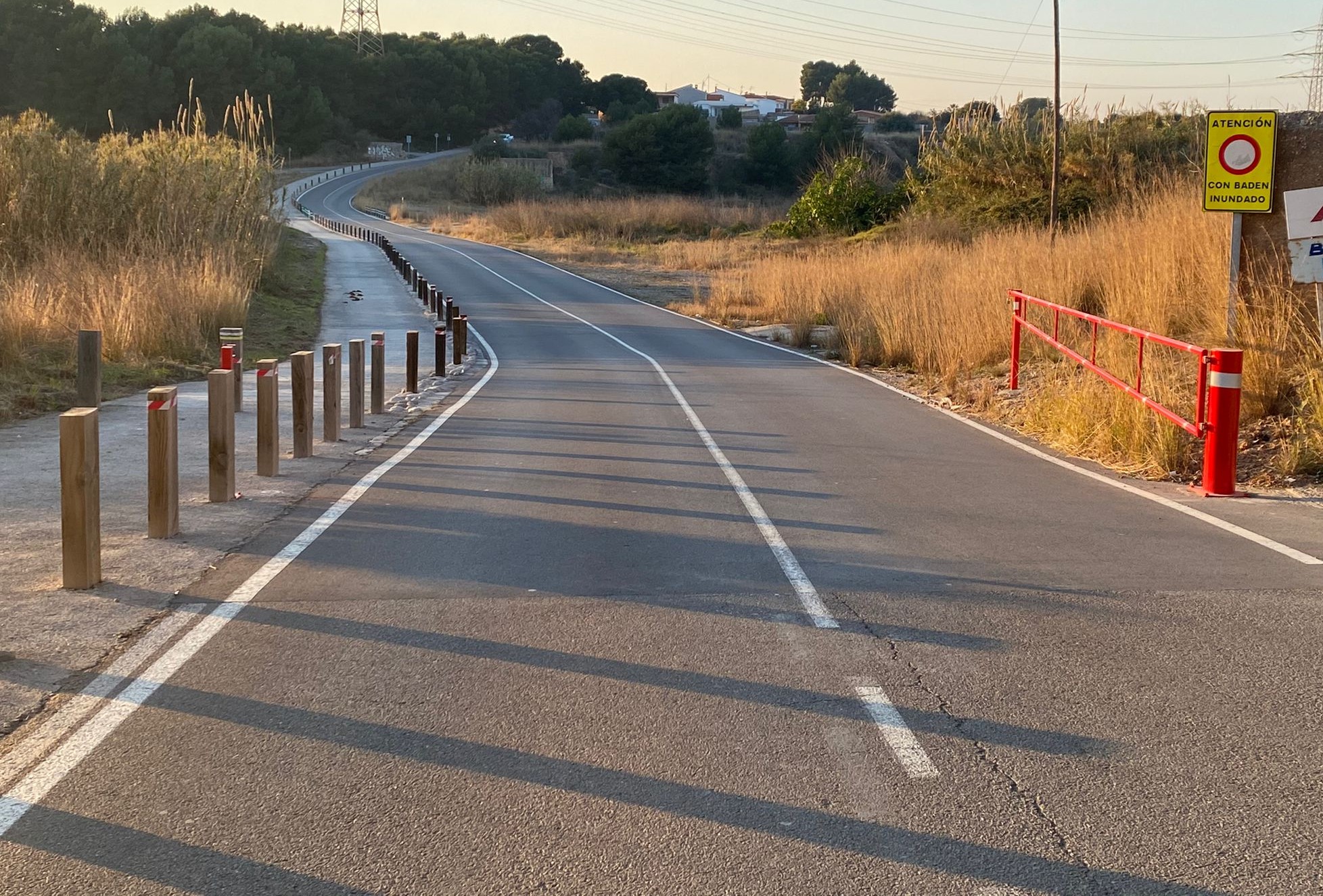 Almassora estrena vallado de seguridad en la rambla para evitar accidentes en la crecida del Millars