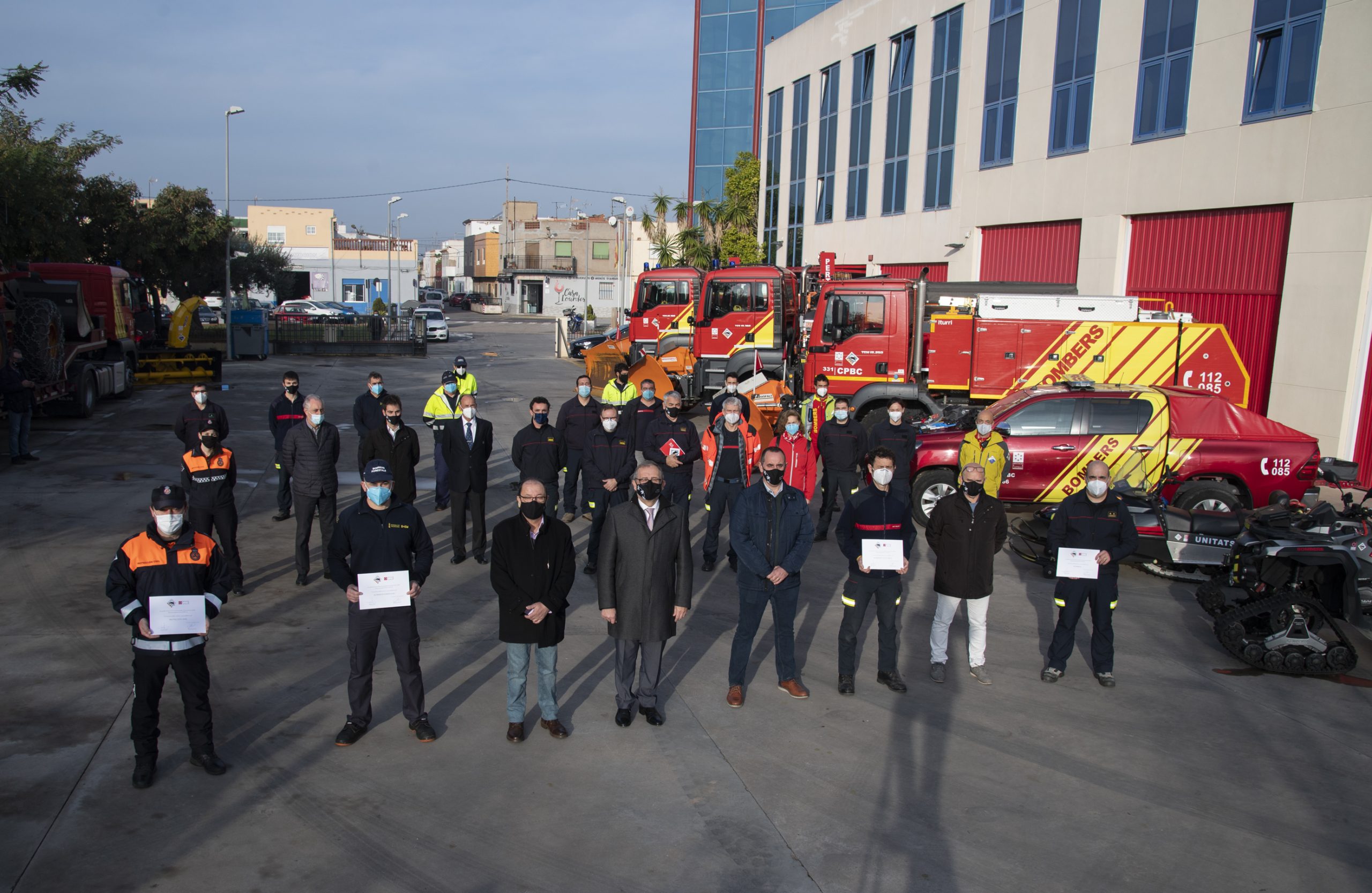 La Diputación de Castellón invierte 600.000 euros para dotar con tecnología punta de seguridad personal y nuevo vestuario a los bomberos del Consorcio Provincial