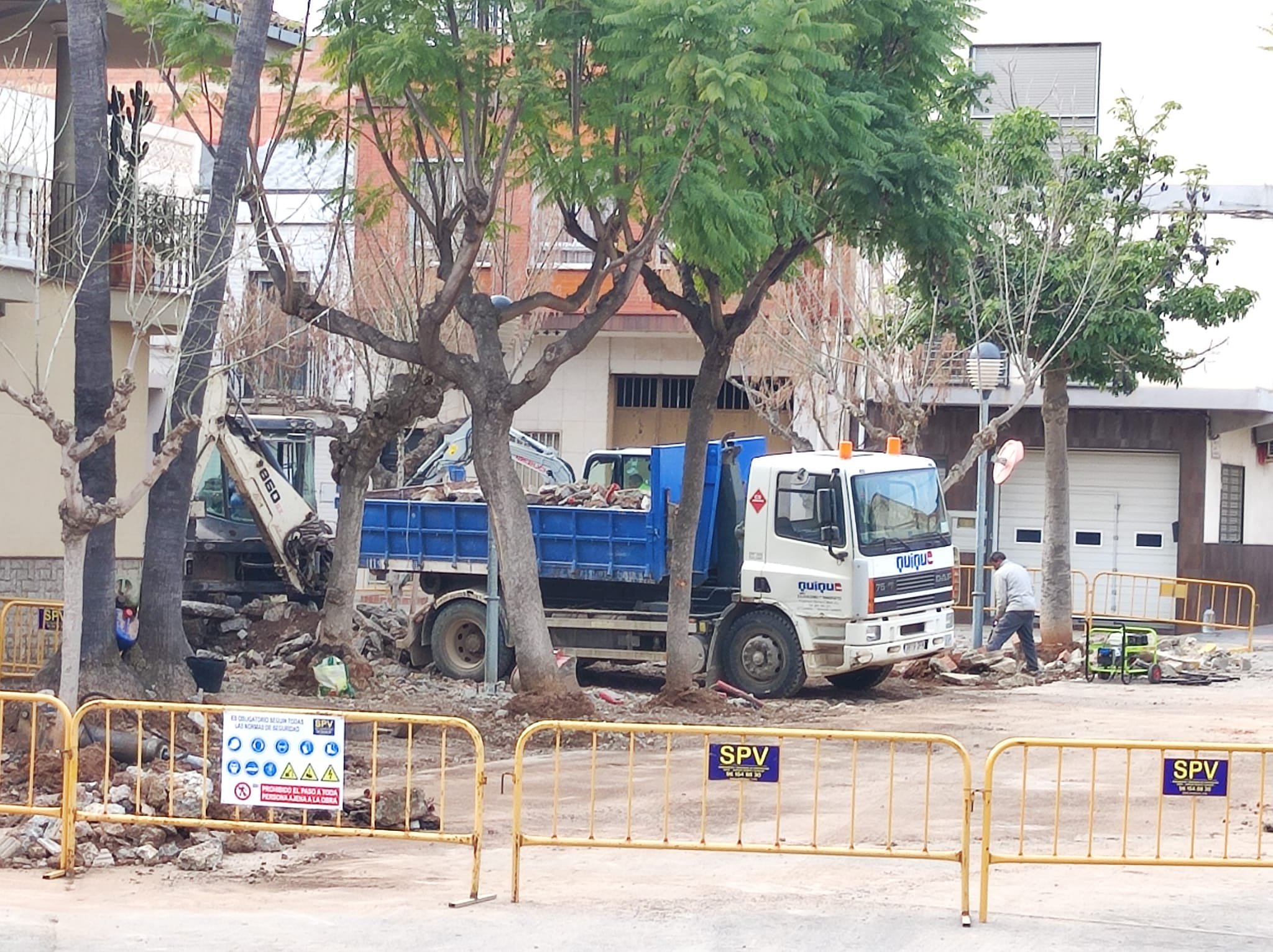 El Ayuntamiento de Moncofa inicia las obras para peatonalizar y modernizar la Plaza de la Báscula