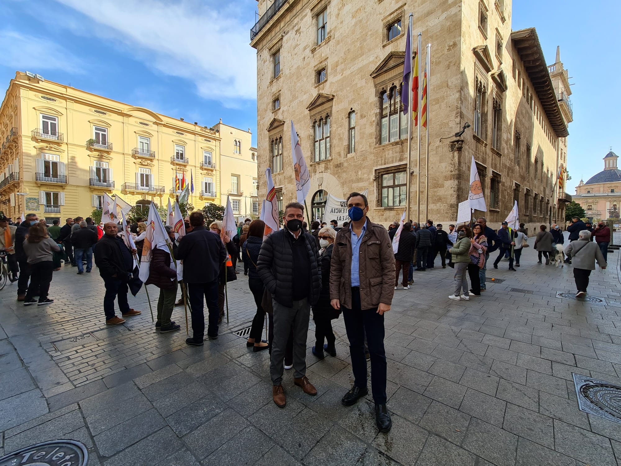 Nules apoya a los agricultores que se han manifestado en València