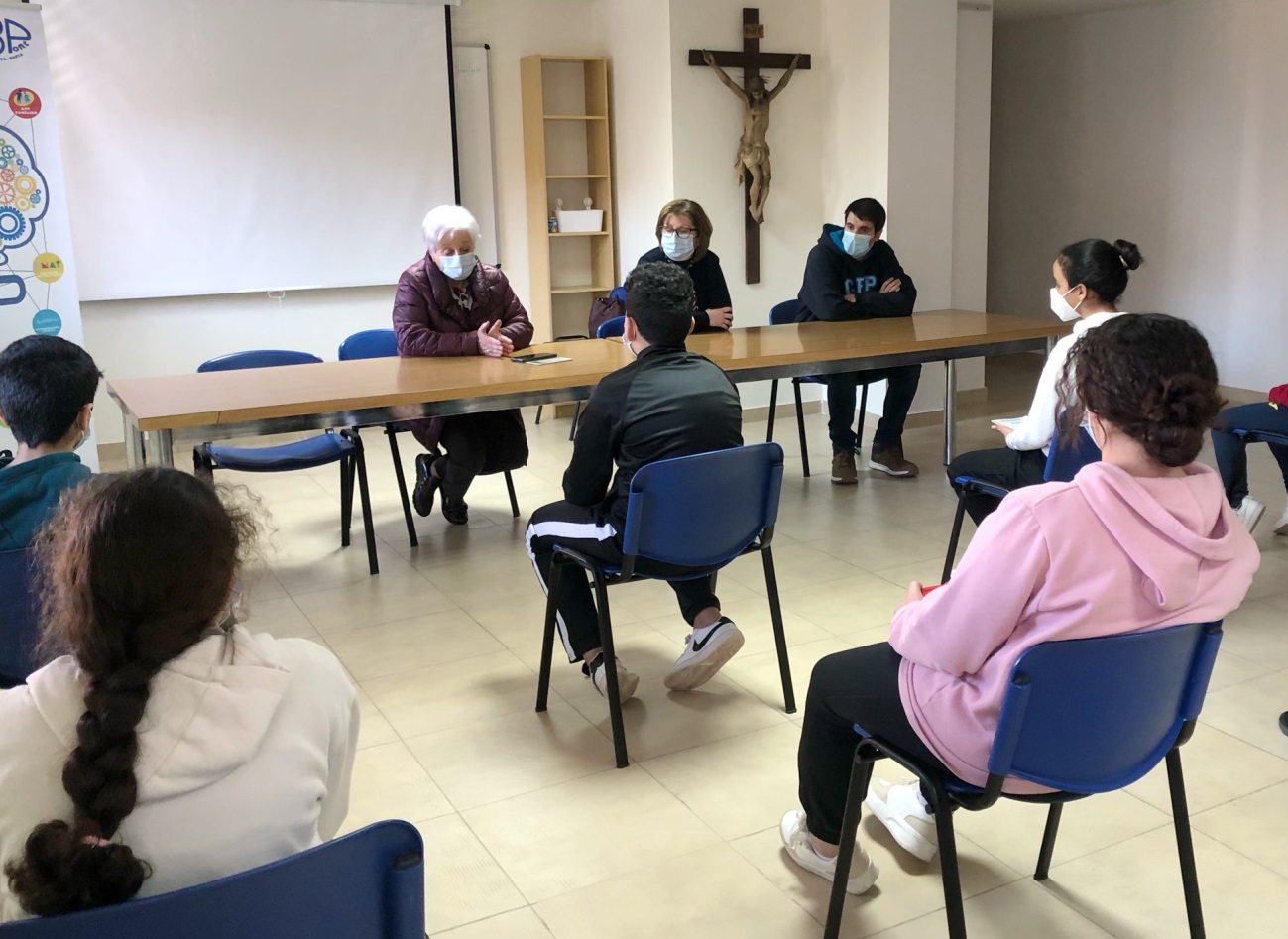 El Colegio Bisbe Pont celebra el Día de la Mujer con el premio Vila-dona