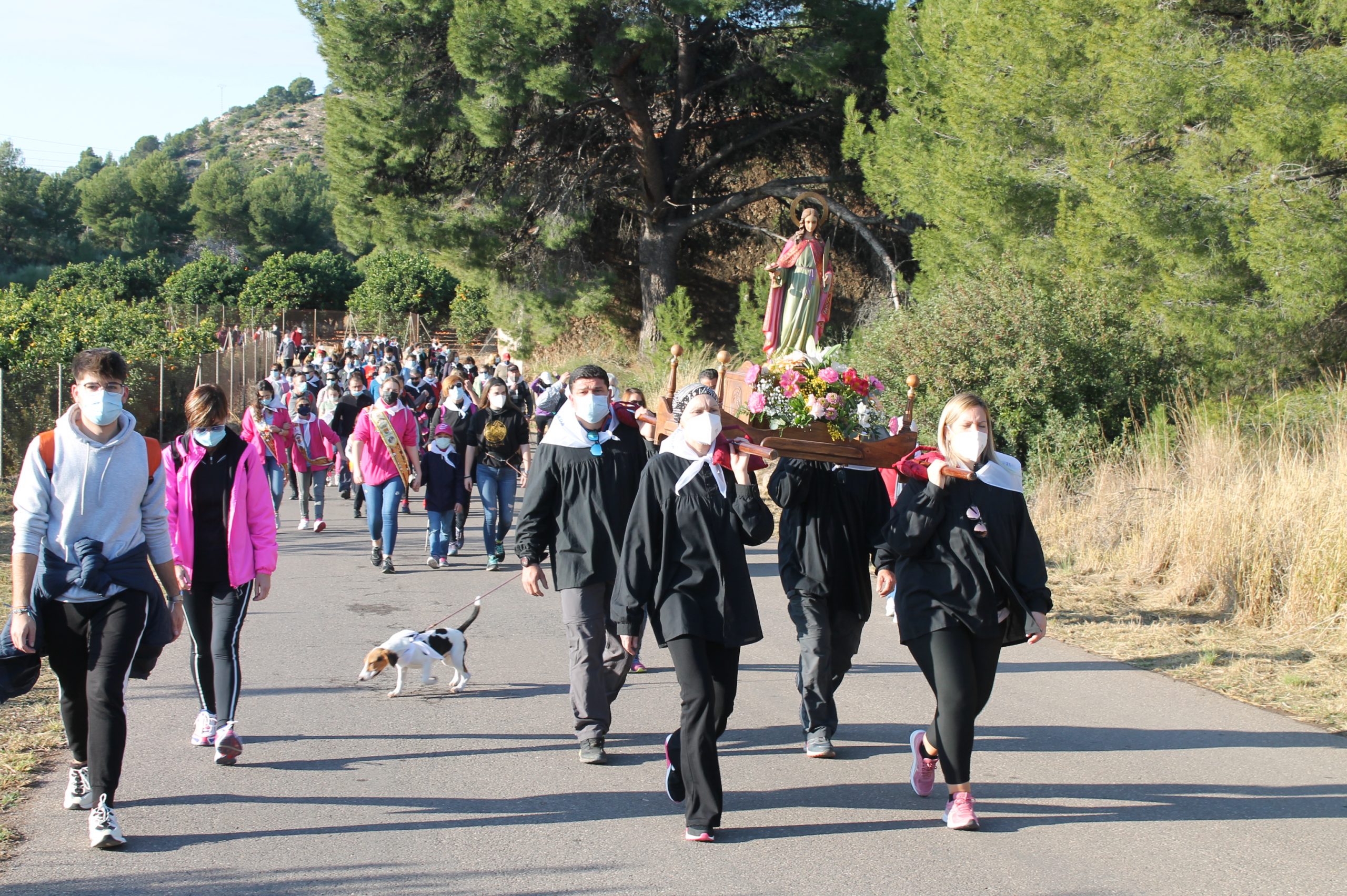 Benicàssim celebra la festividad de Santa Águeda con la tradicional romería