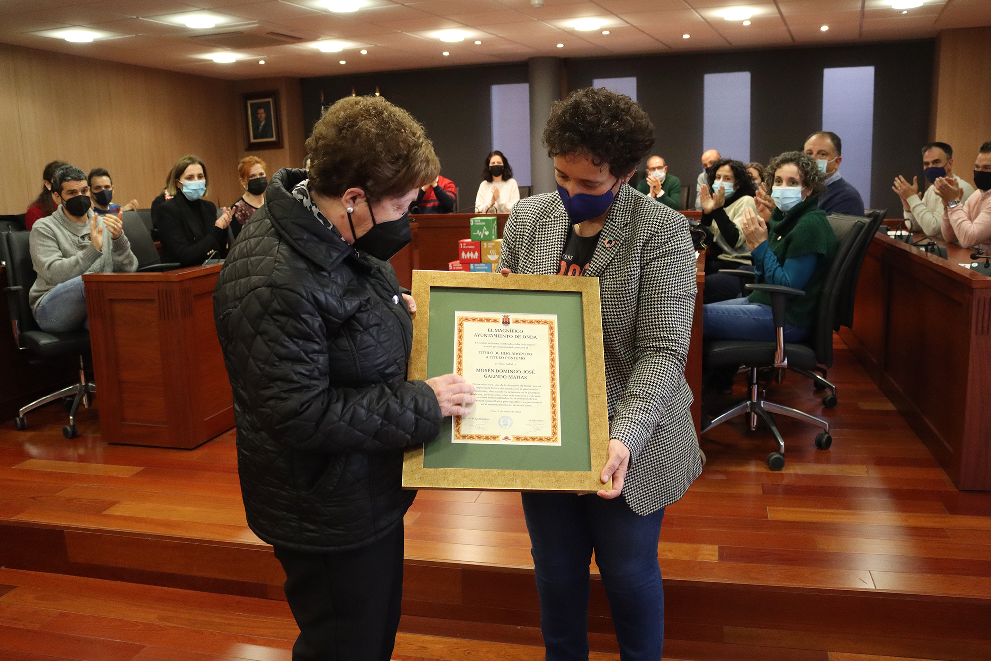 El Pleno de Onda concede el título de Hijo Adoptivo de la ciudad a Mosén Domingo Galindo