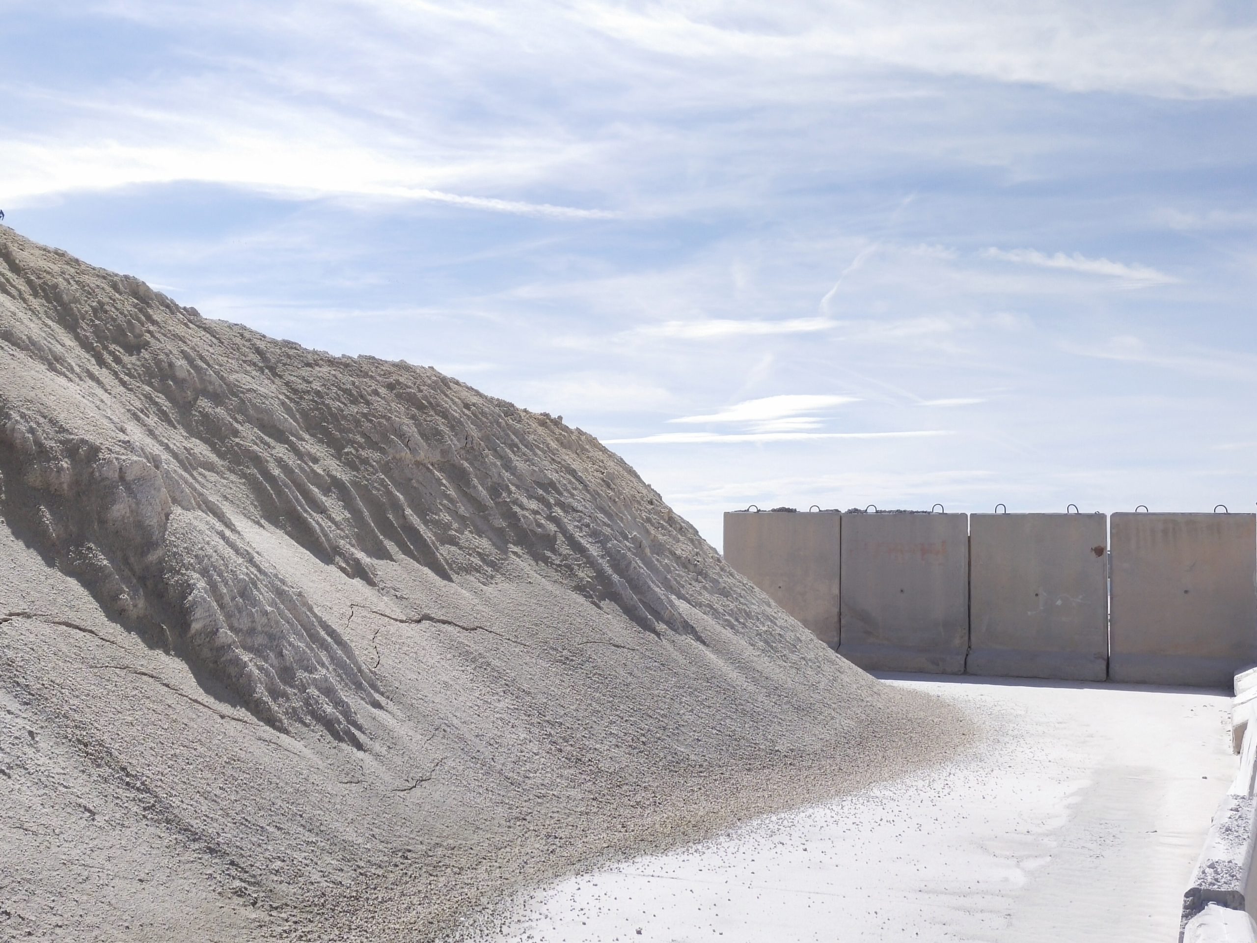 Portcastelló mejorará las operativas de graneles sólidos con separadores de hormigón