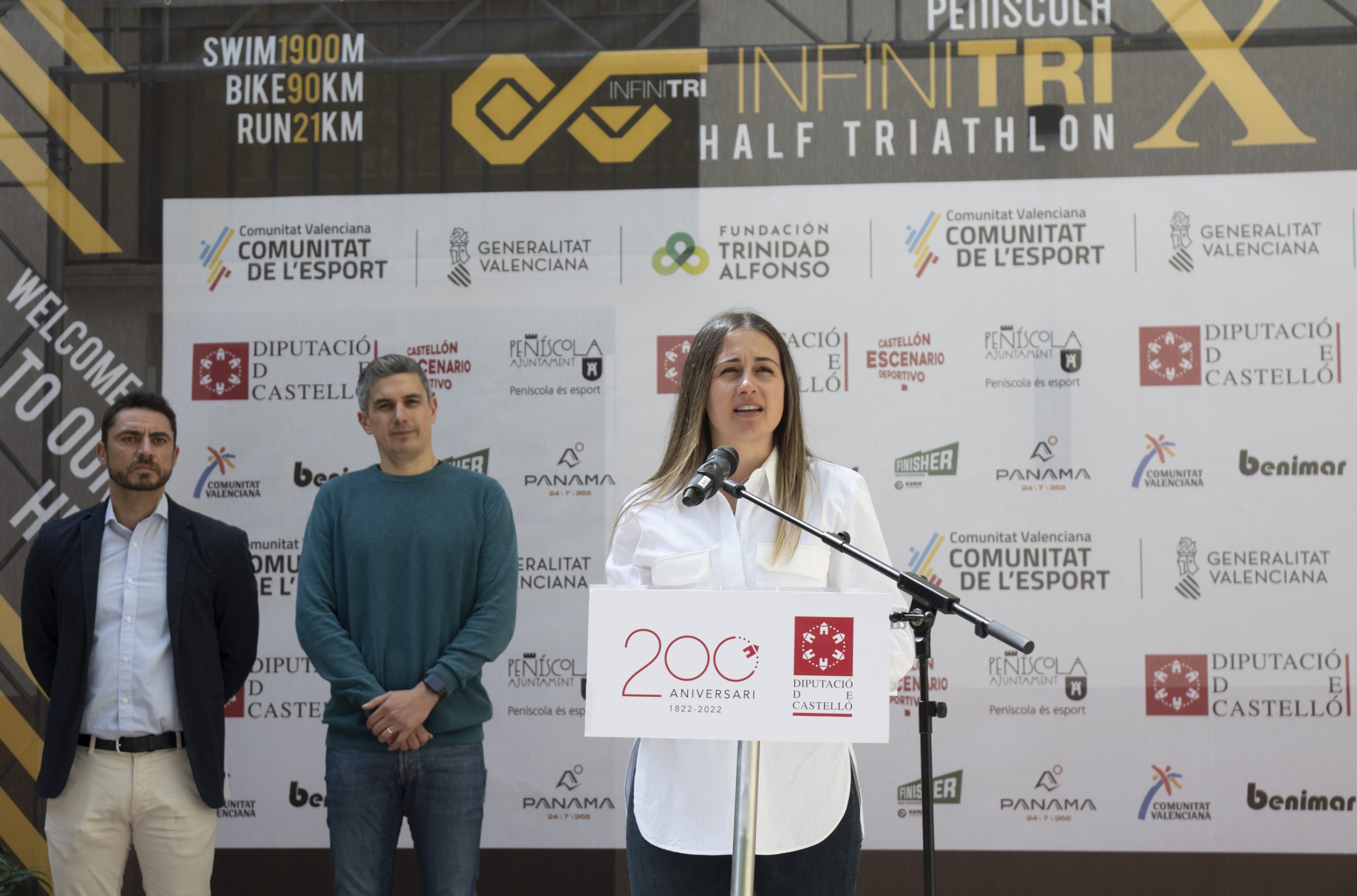 La Diputación de Castellón presenta la edición de la Infinitri Half Triathlon Peñíscola con más mujeres de su historia