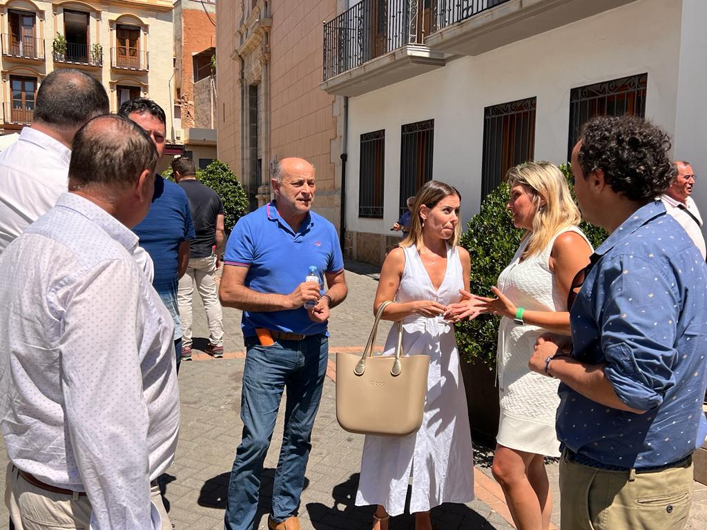 Marta Barrachina: “El PP seguirá trabajando para solucionar los problemas de los vecinos de La Vilavella”