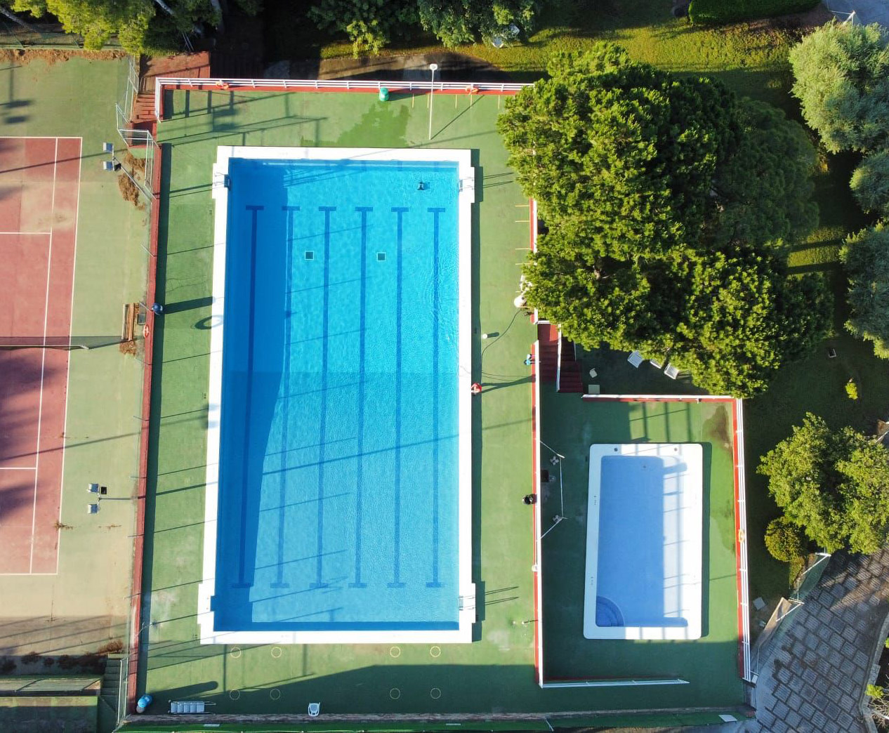 Almenara adelanta la apertura de las piscinas municipales por la ola de calor