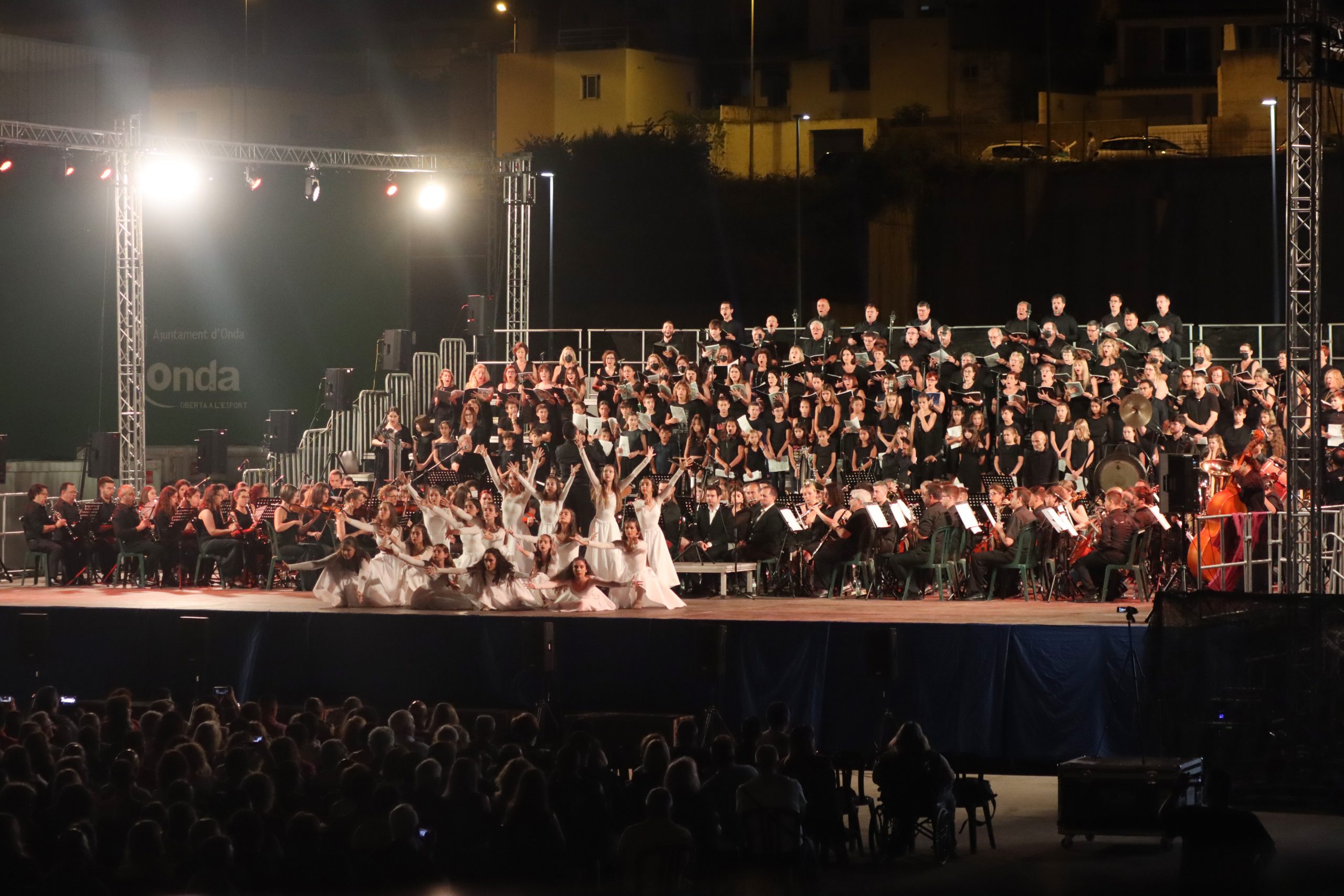 Onda reúne a más de 350 músicos para representar la obra ‘Carmina Burana’